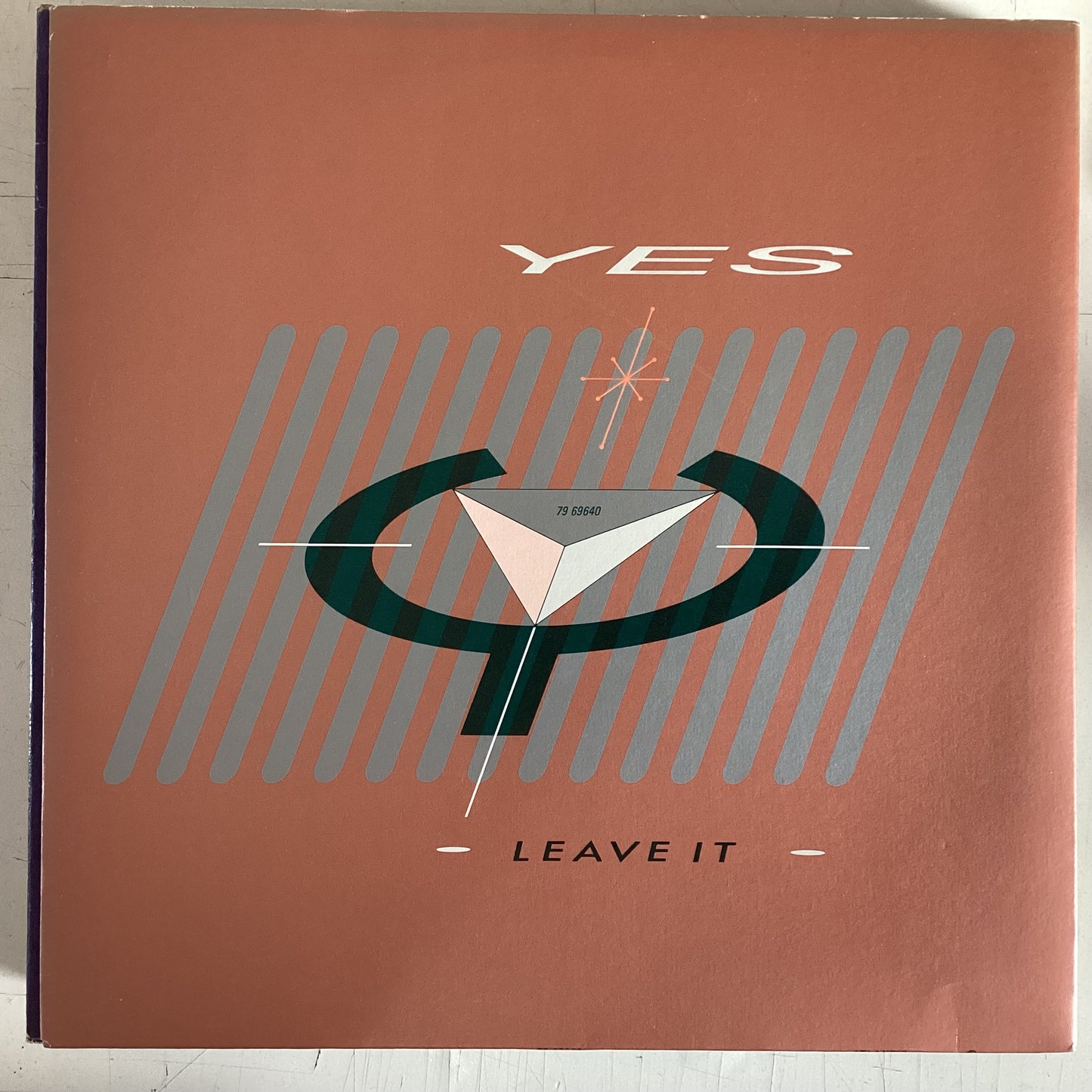 YES = LEAVE IT (12 IN.) (CDN 1983) (USED)