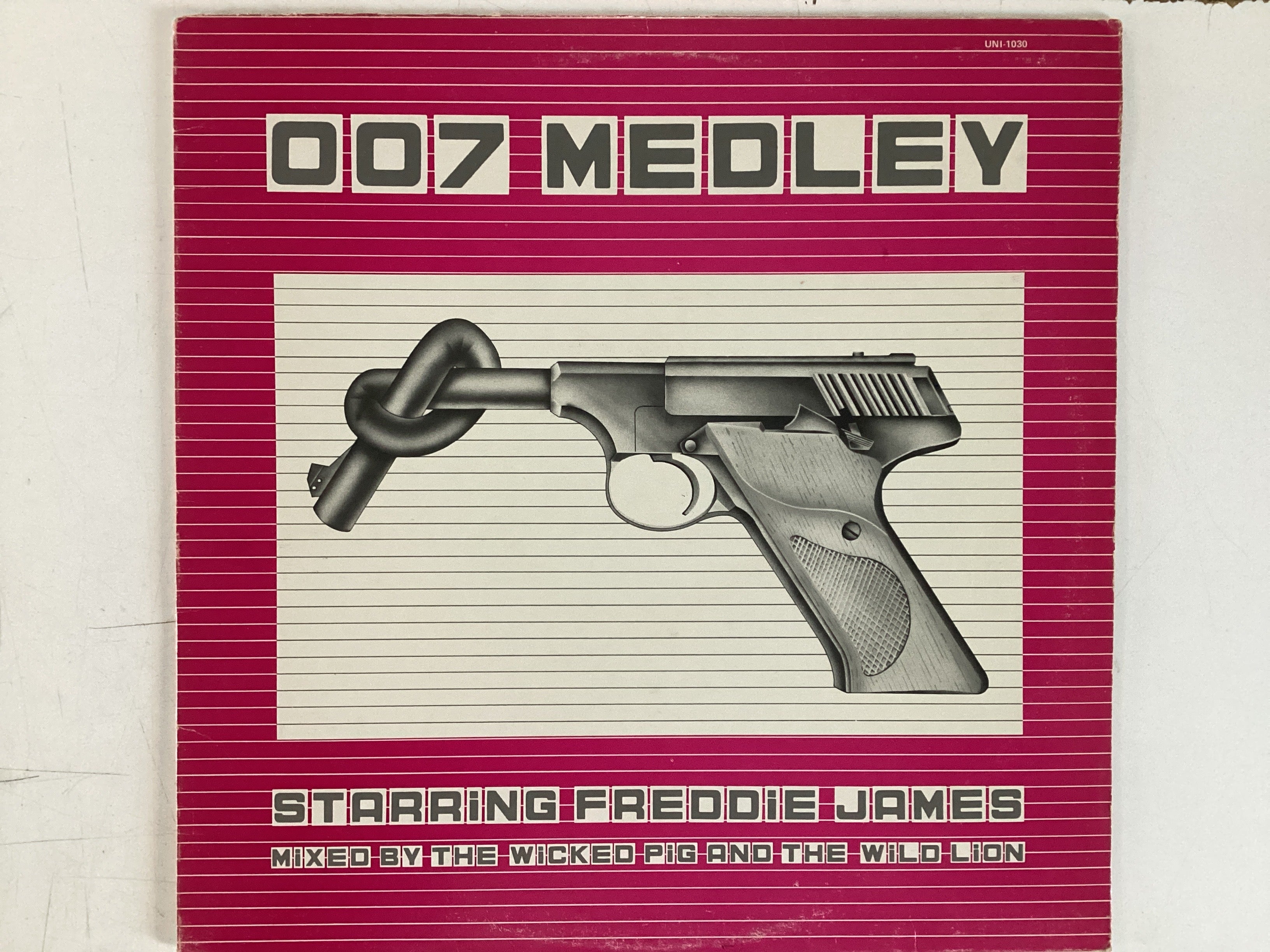 JAMES, FREDDIE = 007 MEDLEY (CDA 1980) (USED)