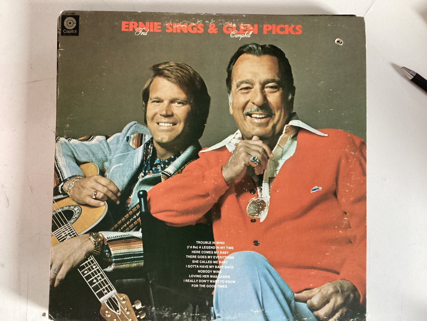 CAMPBELL, GLEN = ERNIE SINGS & GLEN PICKS (USA 1975) (USED)
