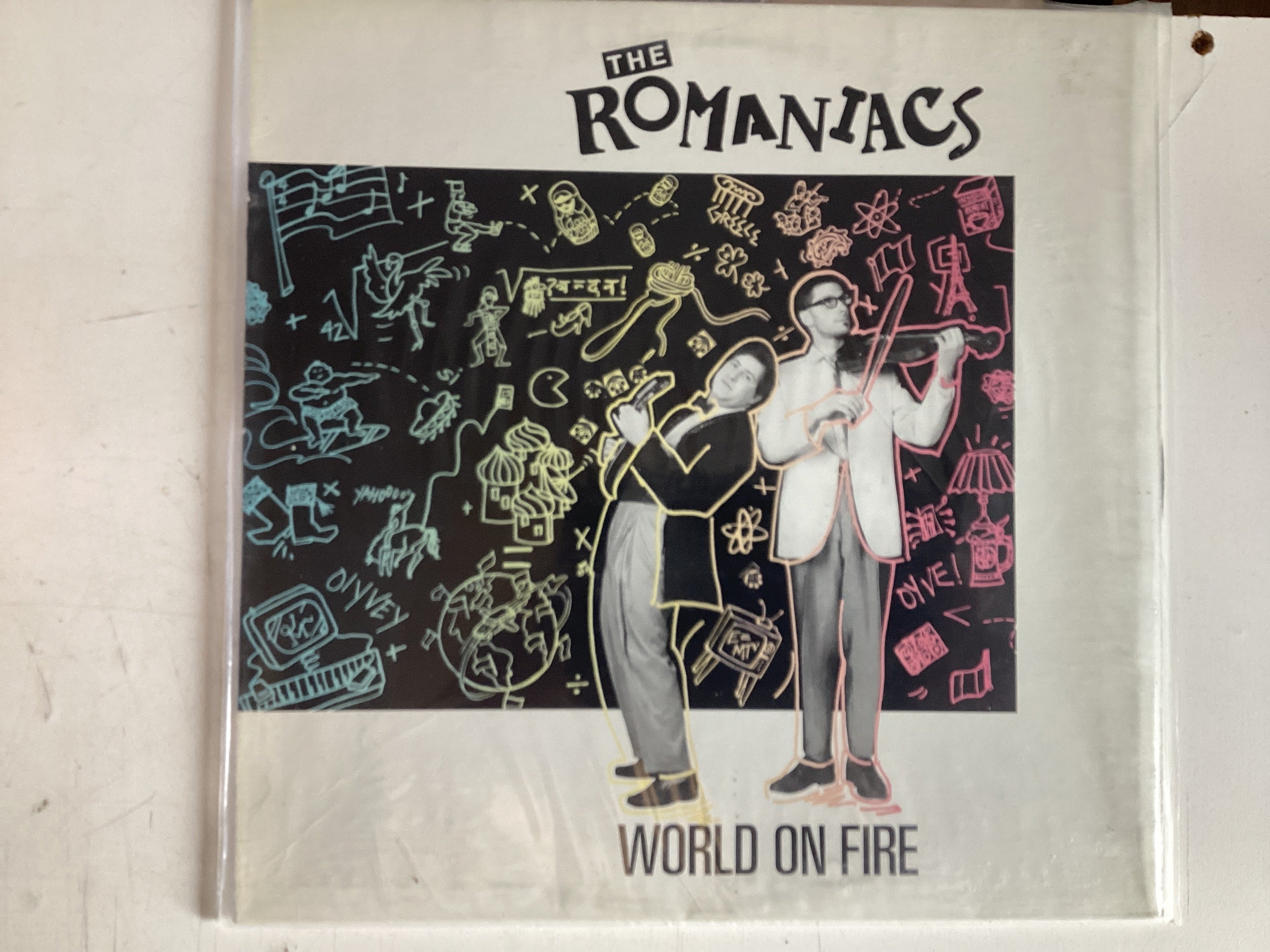 THE ROMANTICS = WORKD ON FIRE (CDA 1988) (USED)