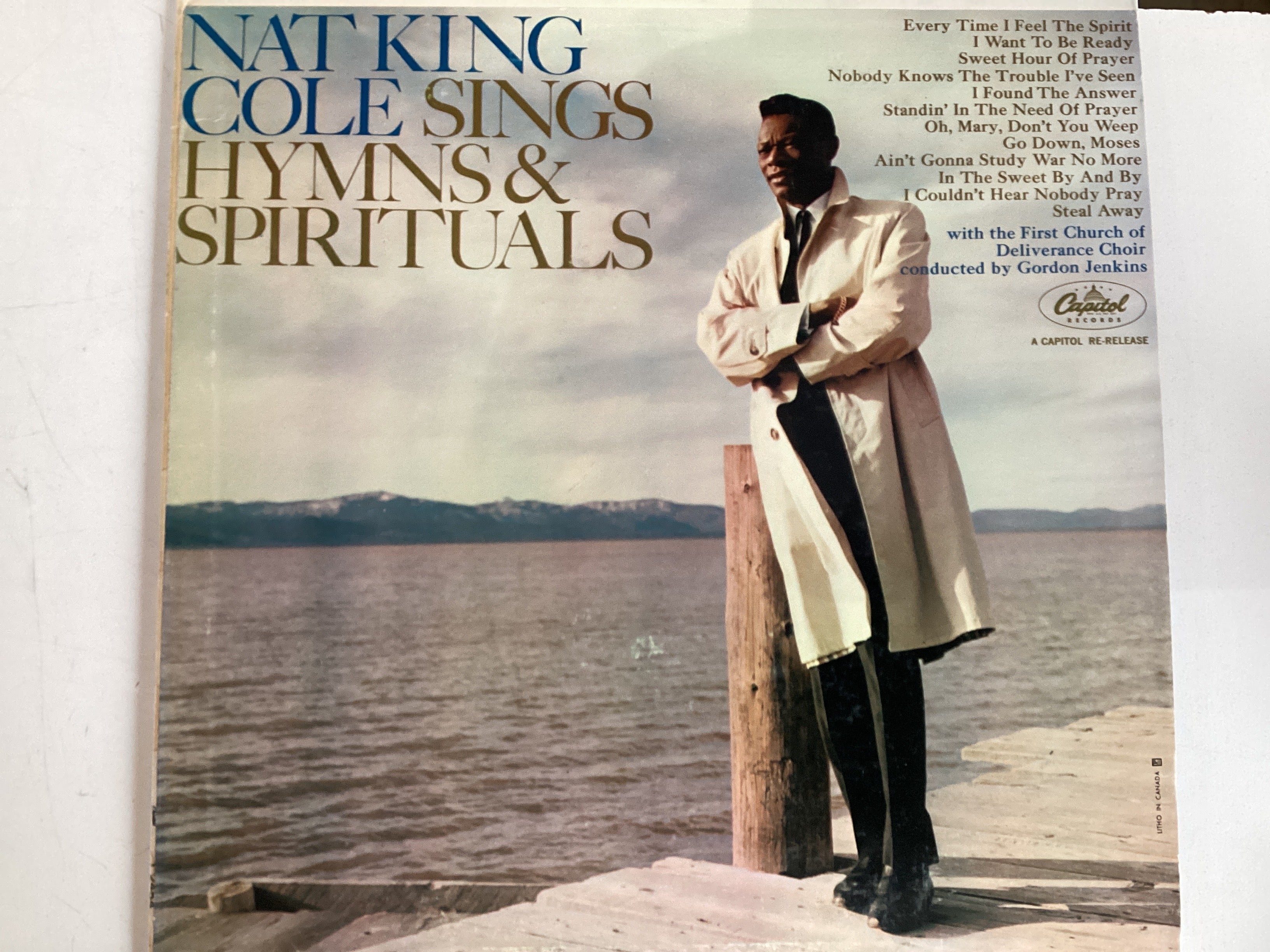 COLE, NAT KING = SING HYMNS & SPIRITUALS (USA 1965) (USED)