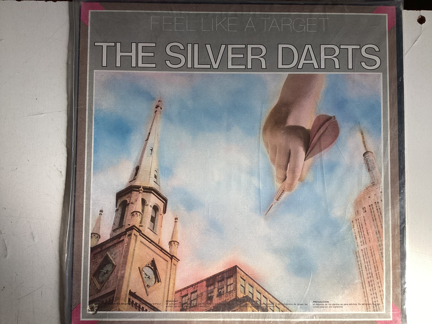 THE SILVER DARTS = FEEL LIKE A TARGET (CDA 1981) (USED)