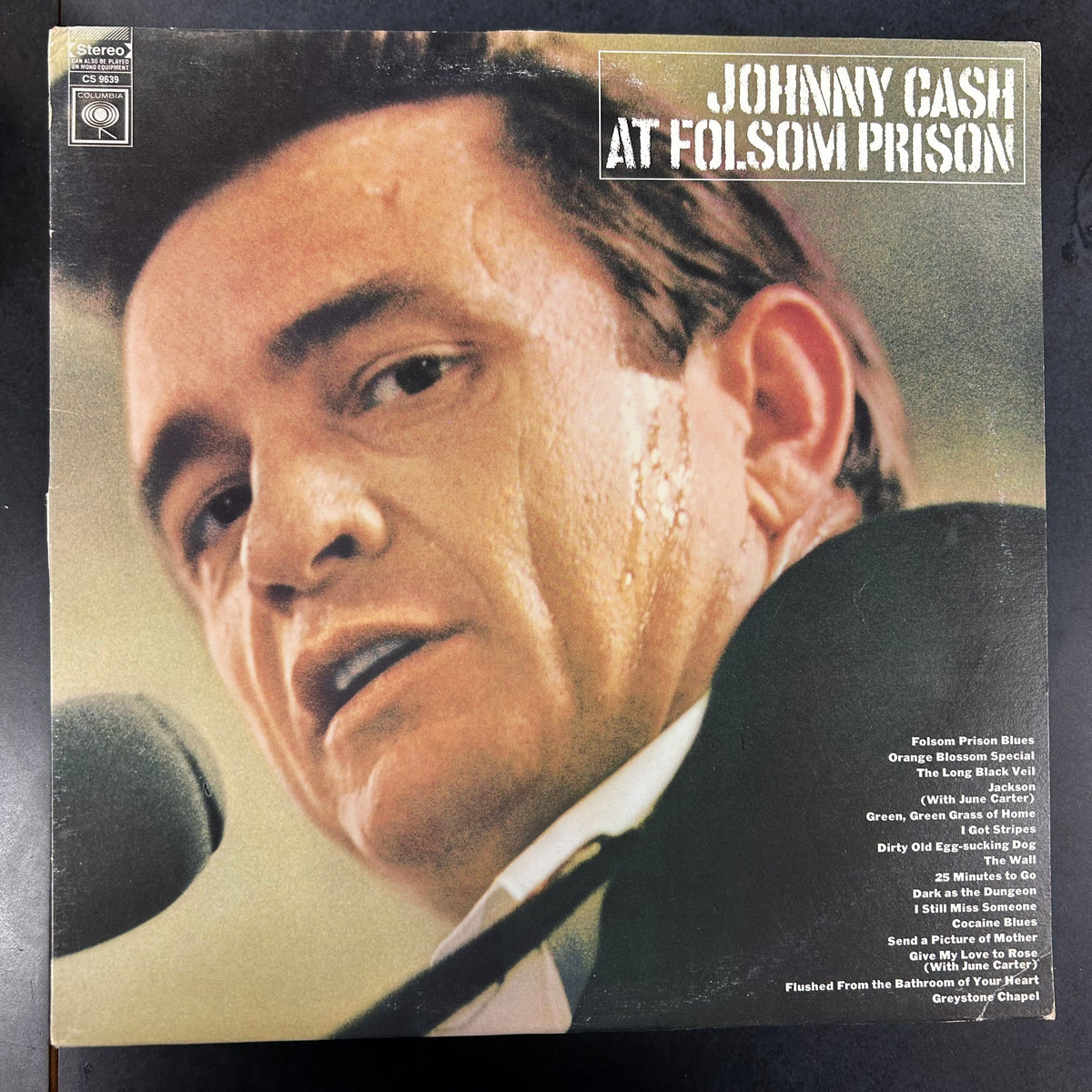 CASH, JOHNNY = AT FOLSOM PRISON (CDN 1970s REISSUE) (USED)