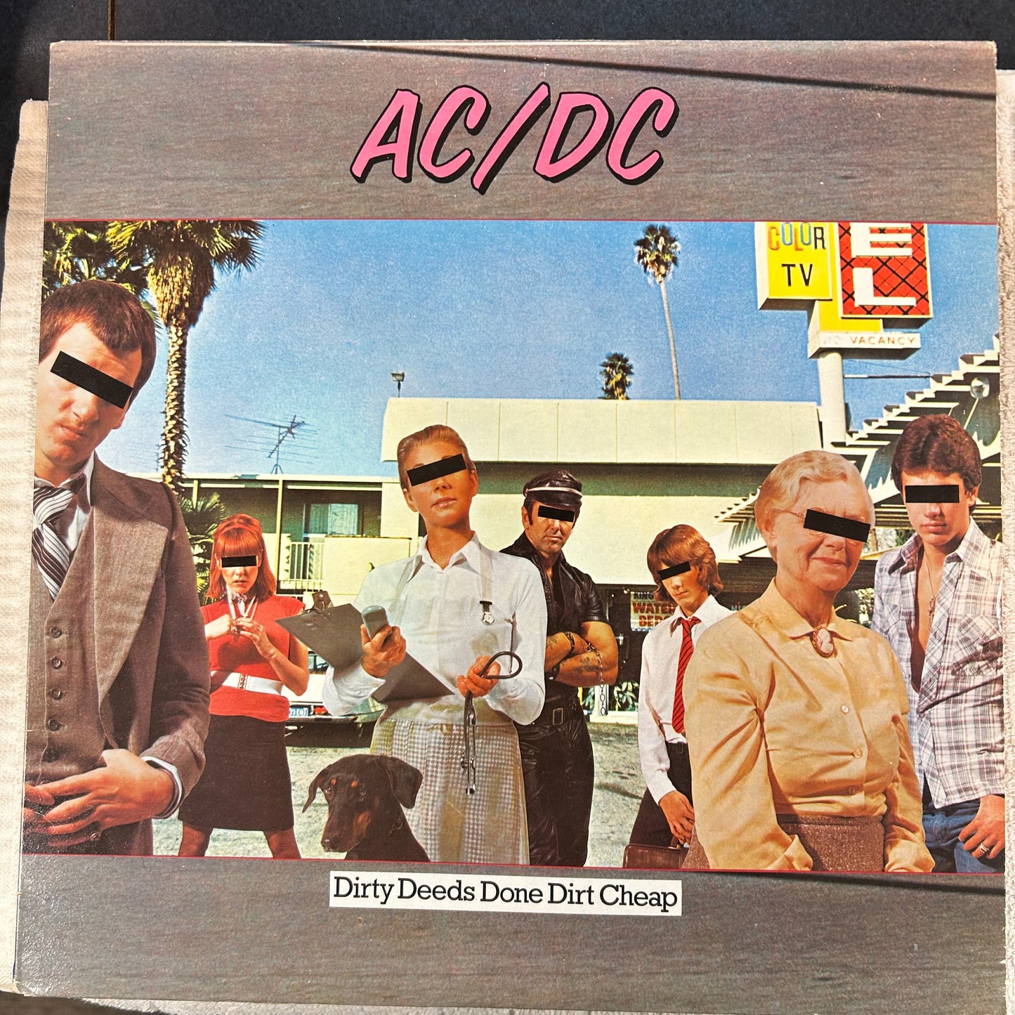 AC/DC = DIRTY DEEDS DONE DIRT CHEAP (CDN 1976) (USED)