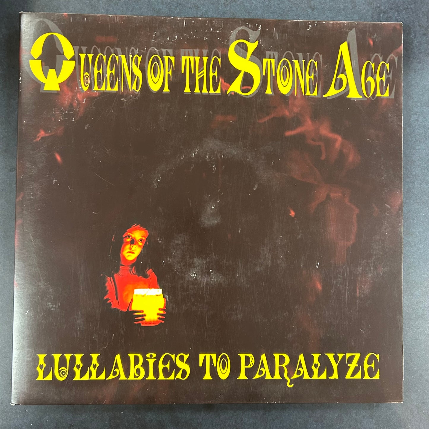 QUEENS OF THE STONE AGE = LULLABIES TO PARALYZE (MOV) (EU 2011 REISSUE) (USED)