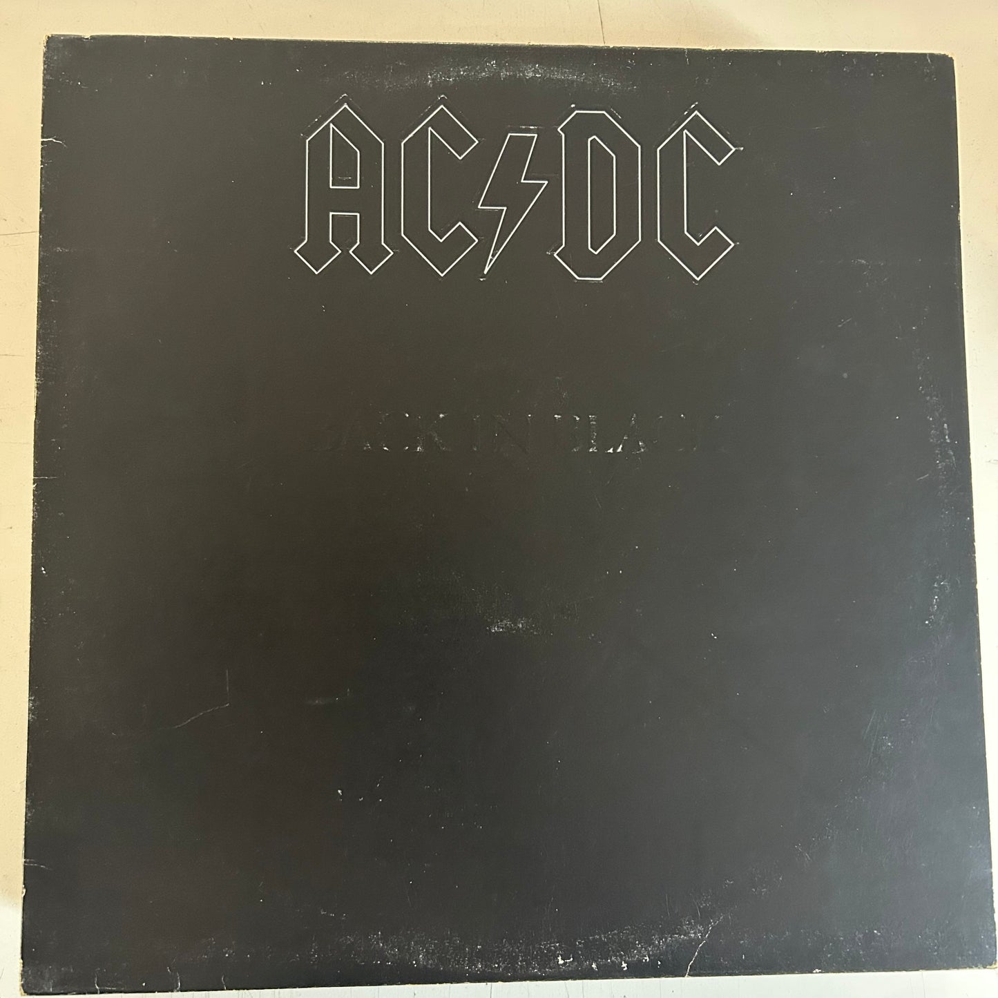 AC/DC = BACK IN BLACK (CDN 1980) (USED)
