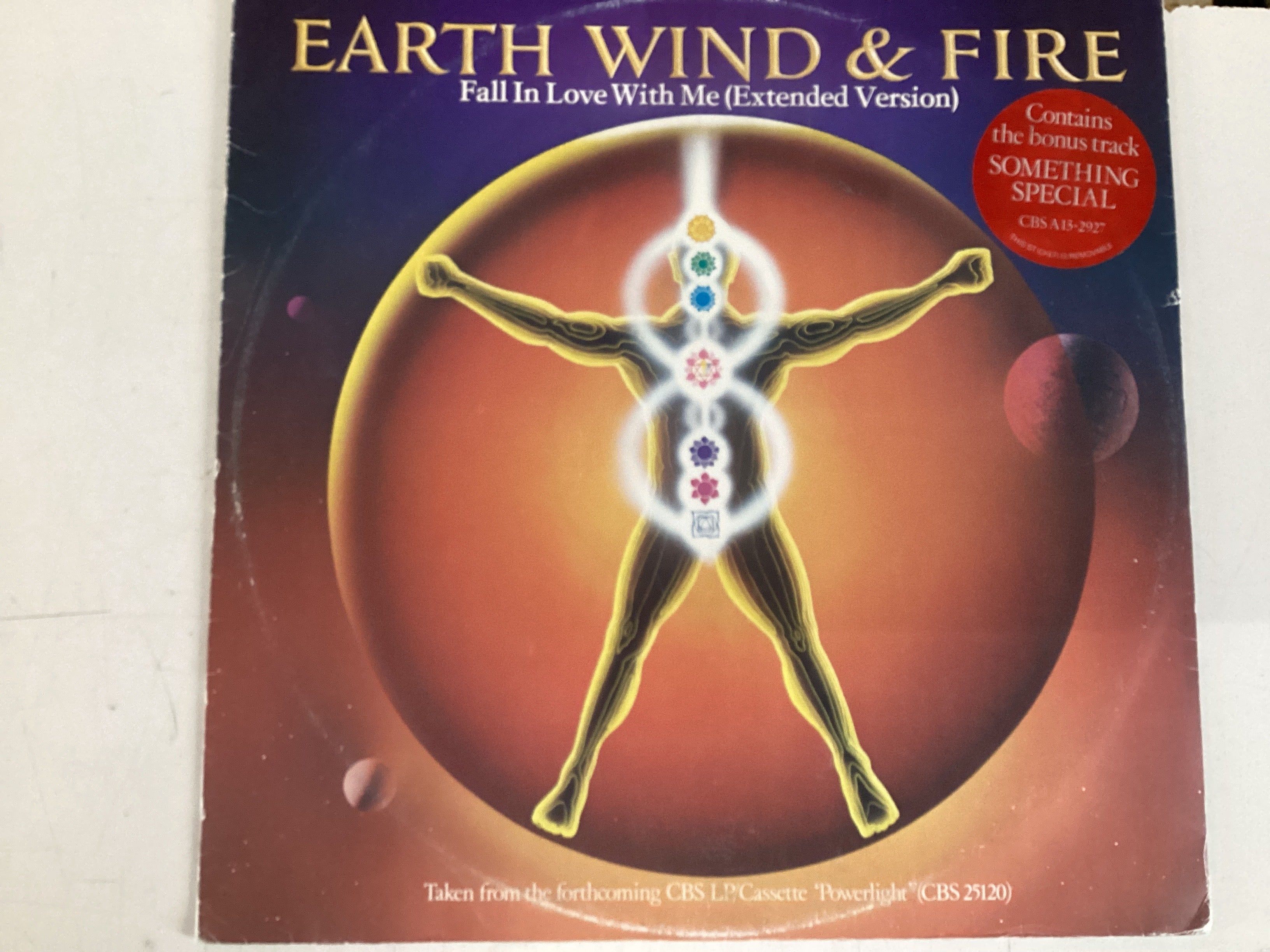 EARTH WIND & FIRE = FALL IN LOVE WITH ME (UK 1981) (USED)