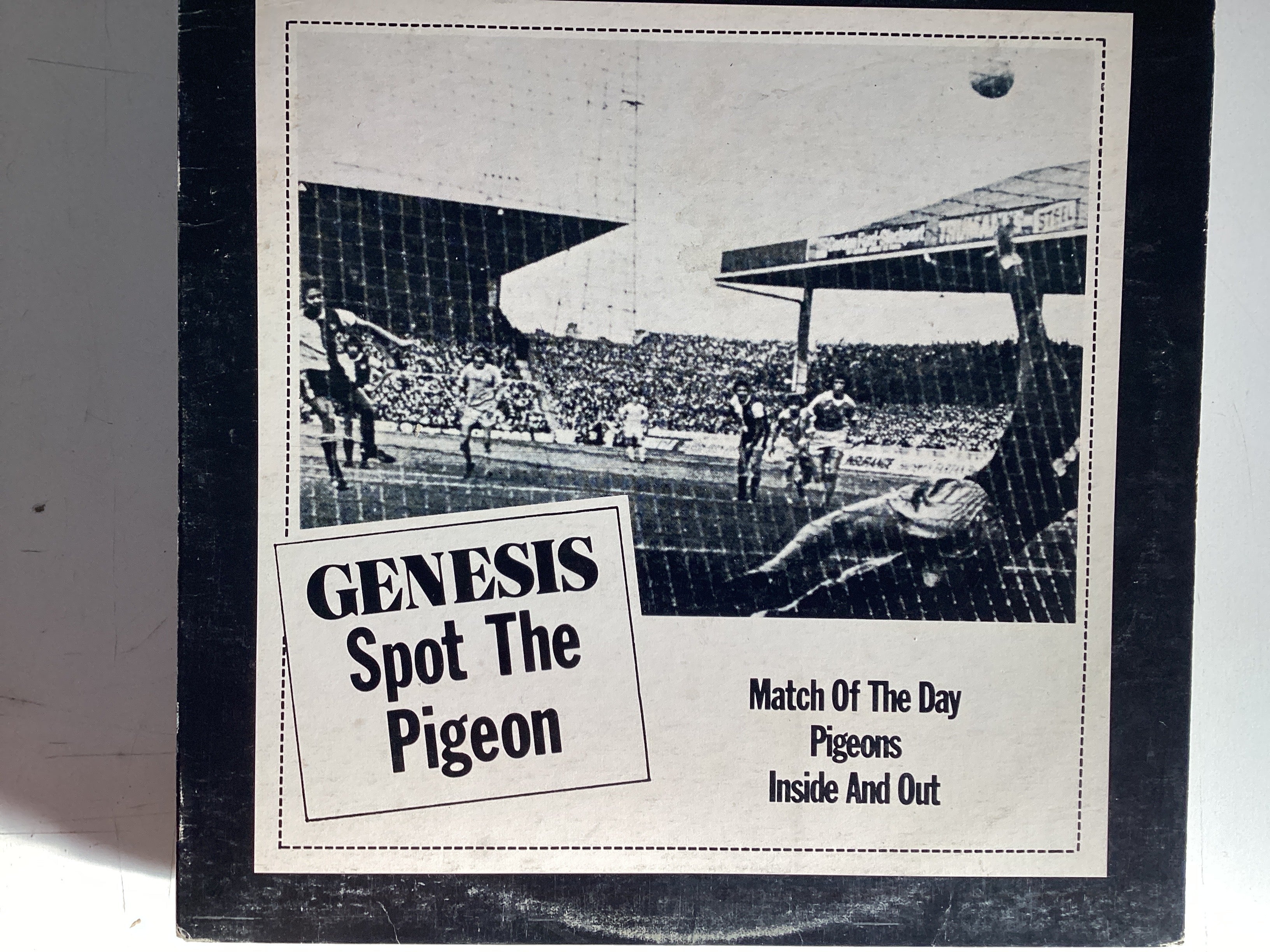 GENESIS = SPOT THE PIGEON (CDA 1977) (USED)