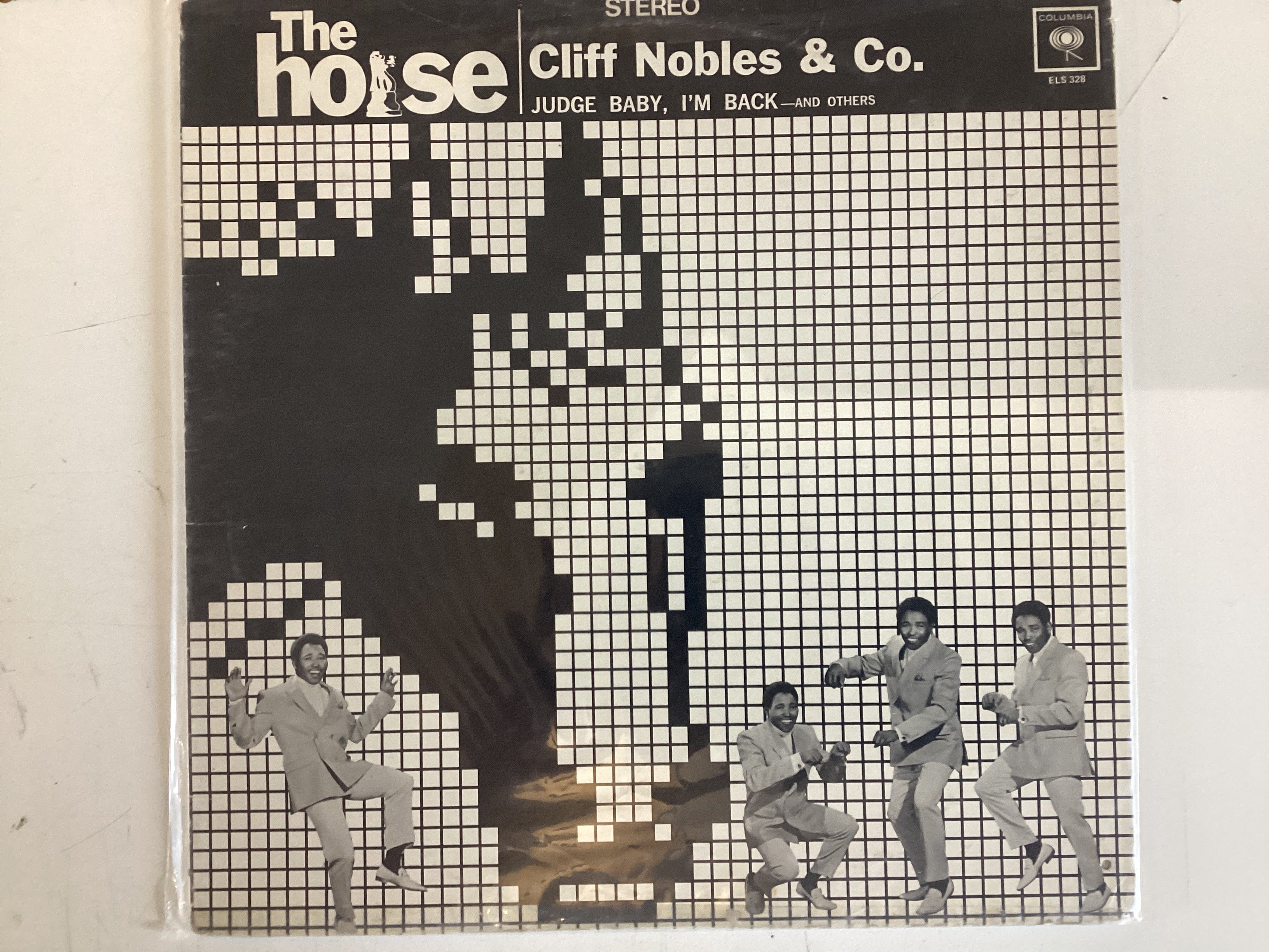 CLIFF NOBLES & CO. = HORSE (CDA 1968) (USED)