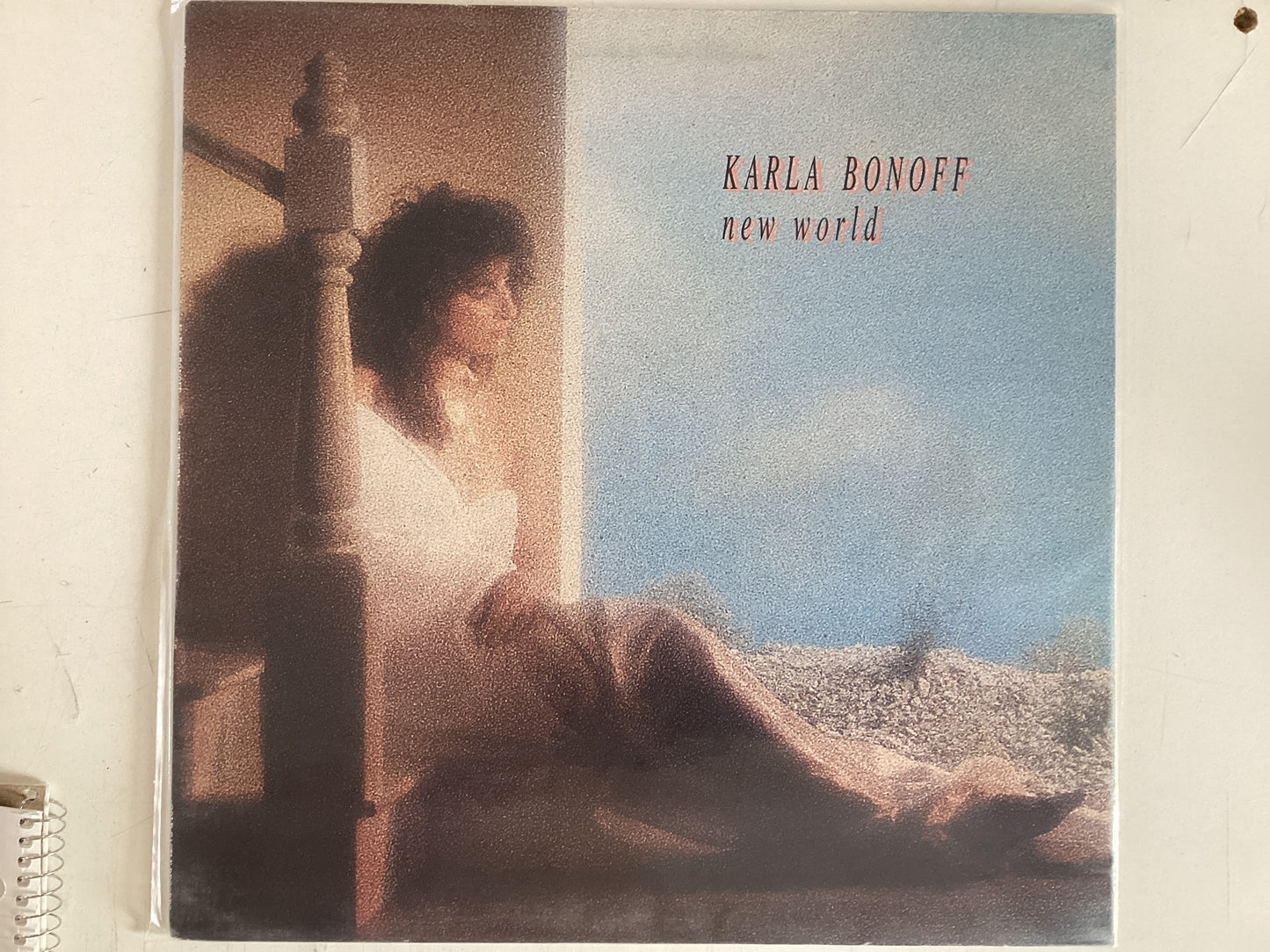 BONOFF, KARLA = NEW WORLD (UK 1988) (USED)