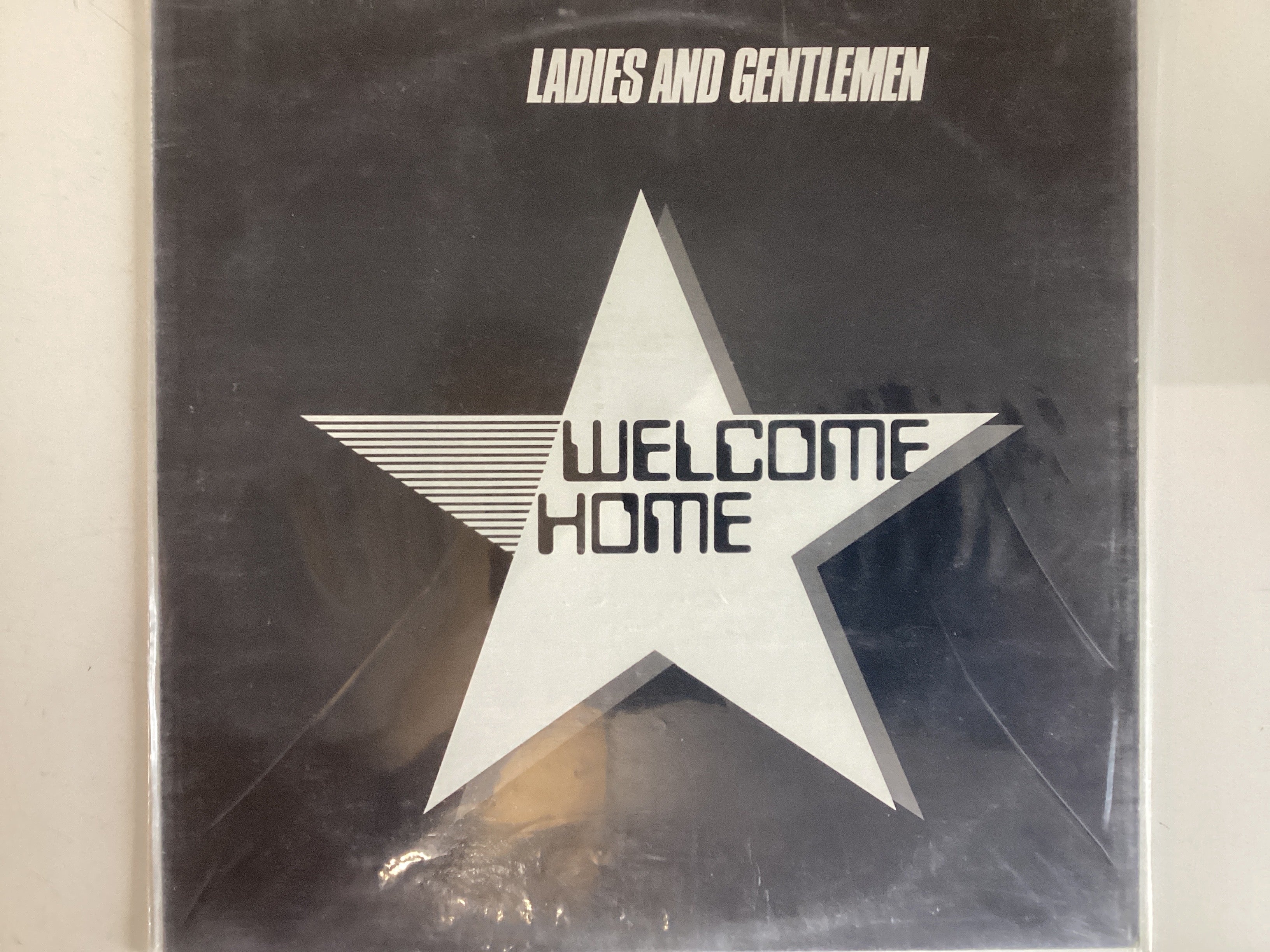 LADIES AND GENTLEMEN = WELCOME HOME (CDA 1988) (USED)