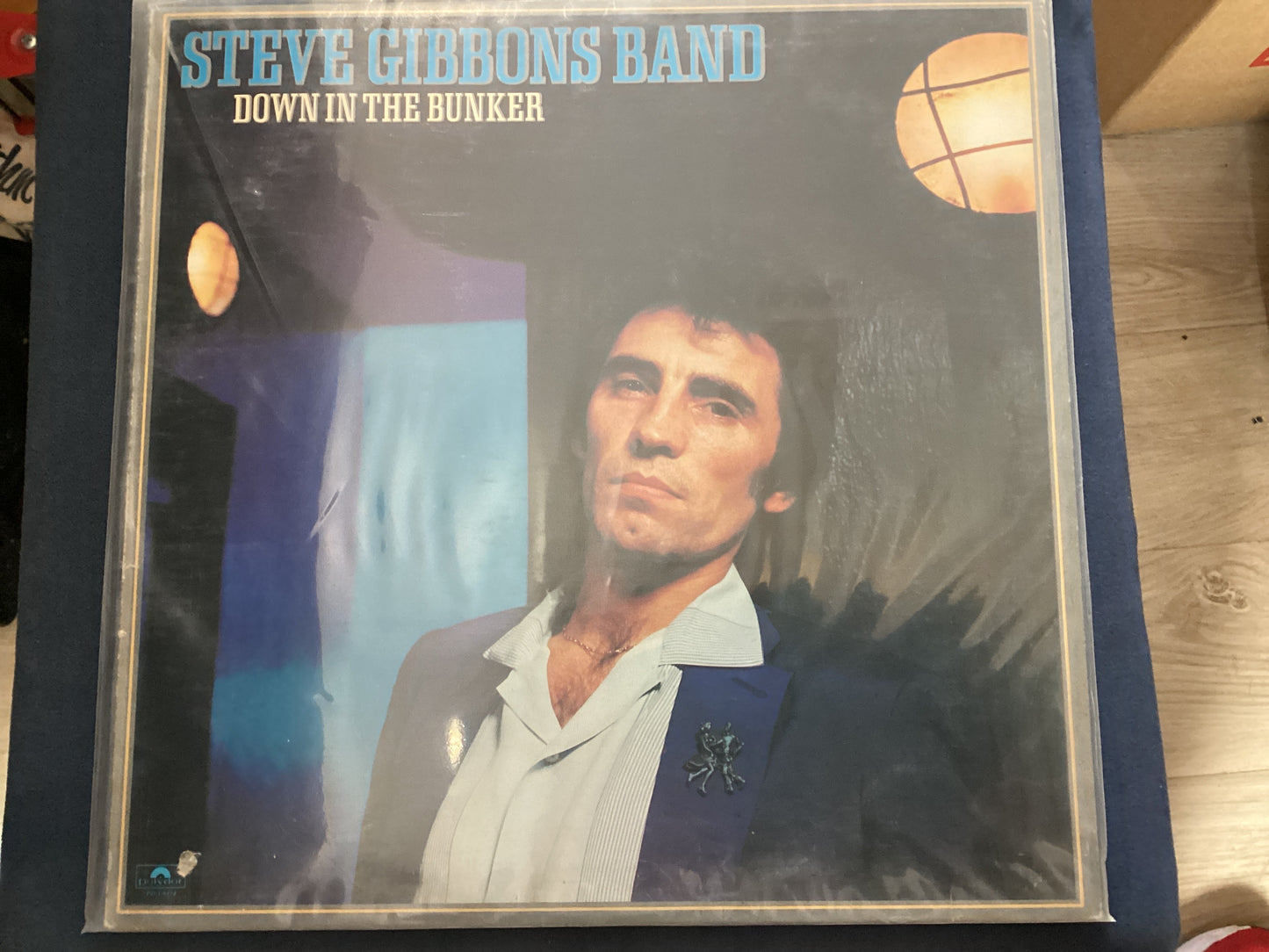 STEVE GIBBONS BAND = DOWN IN THE BUNKER (CDA 1978) (USED)