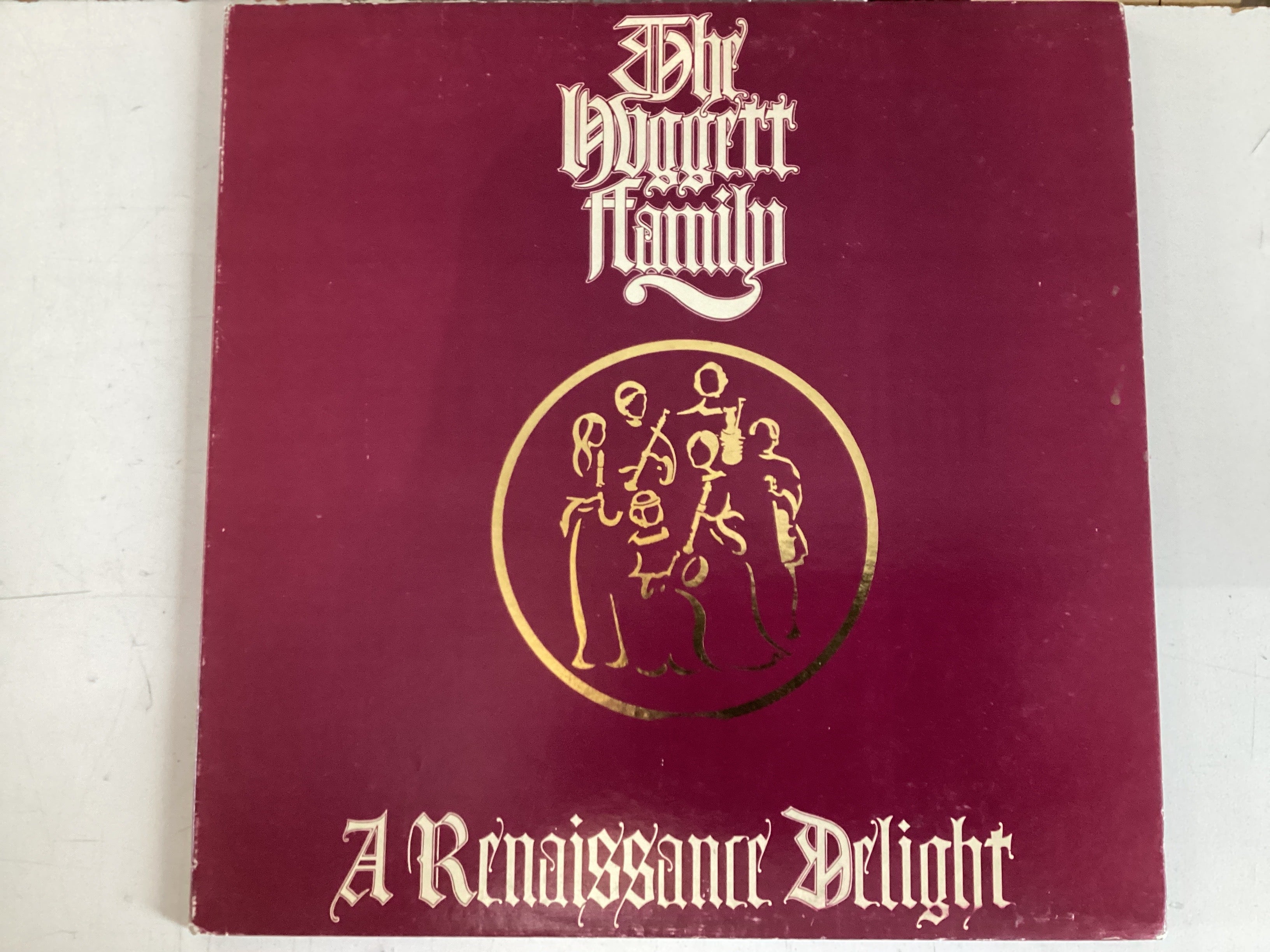 THE HUGGETT FAMILY = RENAISSANCE DELIGHT (CDA 1979) (USED)