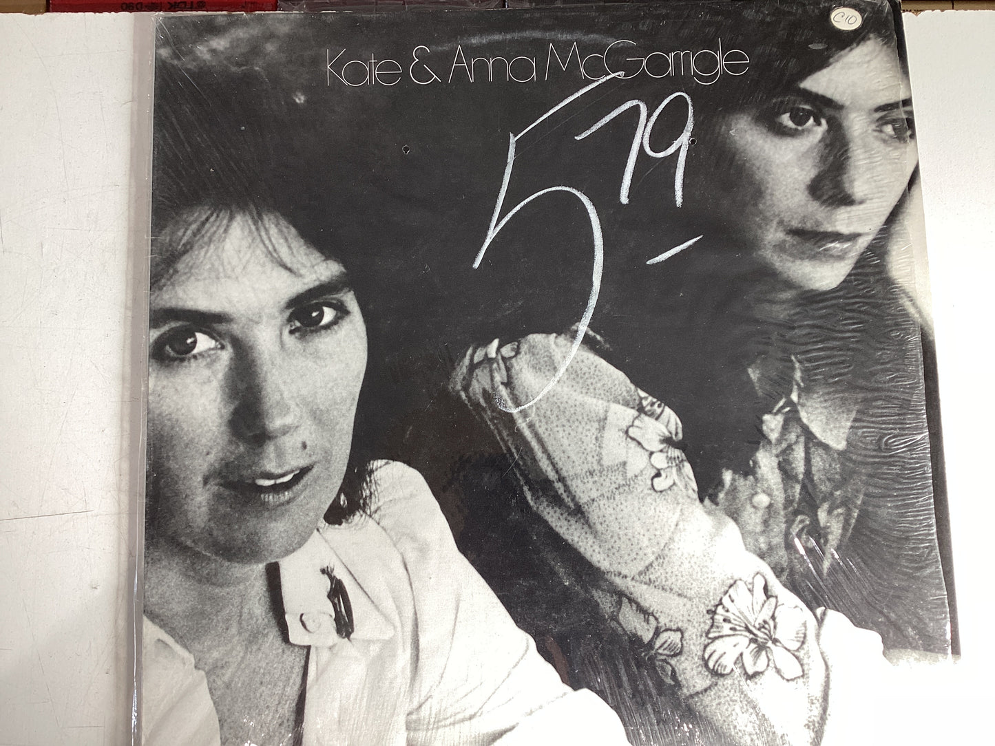 MCGARRIGLE, KATE & ANNA = SELF TITLED (CDA 1975) (USED)