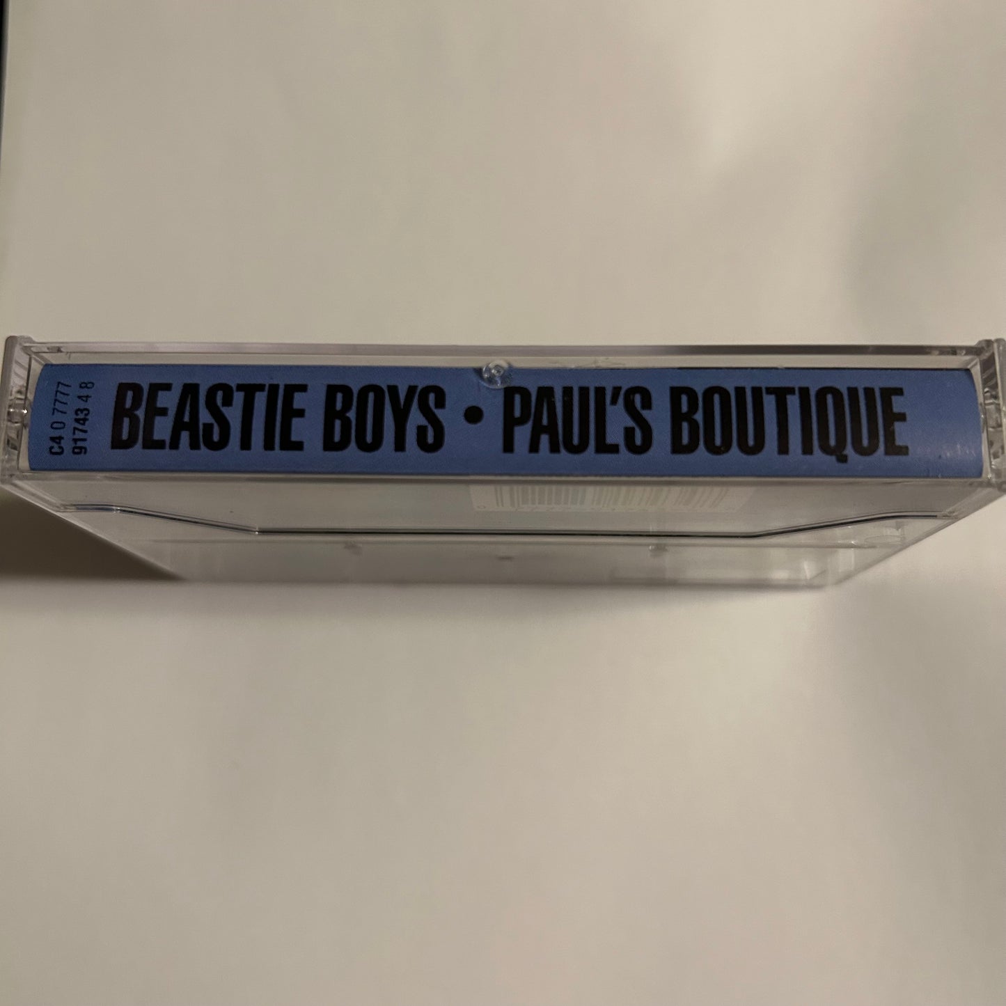 BEASTIE BOYS = PAUL’S BOUTIQUE (CDN 1989) (USED CASSETTE)