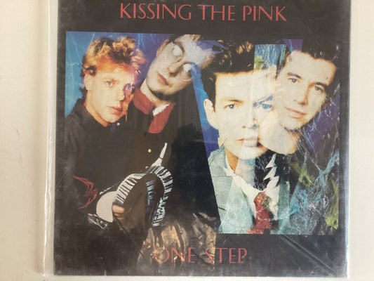 KISSING THE PINK = ONE STEP (CDA 1985) (USED)