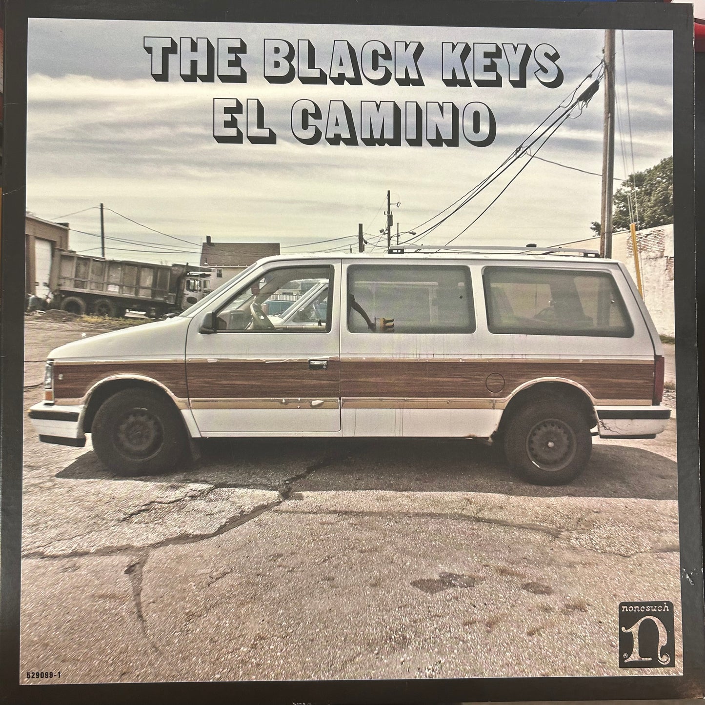 BLACK KEYS = EL CAMINO (US 2011) (USED)
