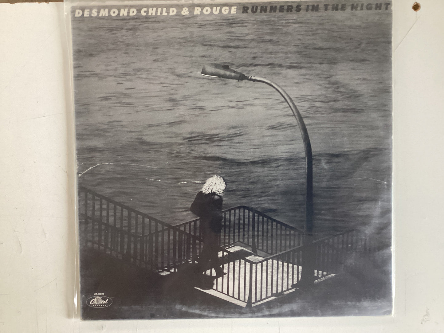 CHILD, DESMOND & ROUGE = RUNNERS IN THE NIGHT (CDA 1979) (USED)