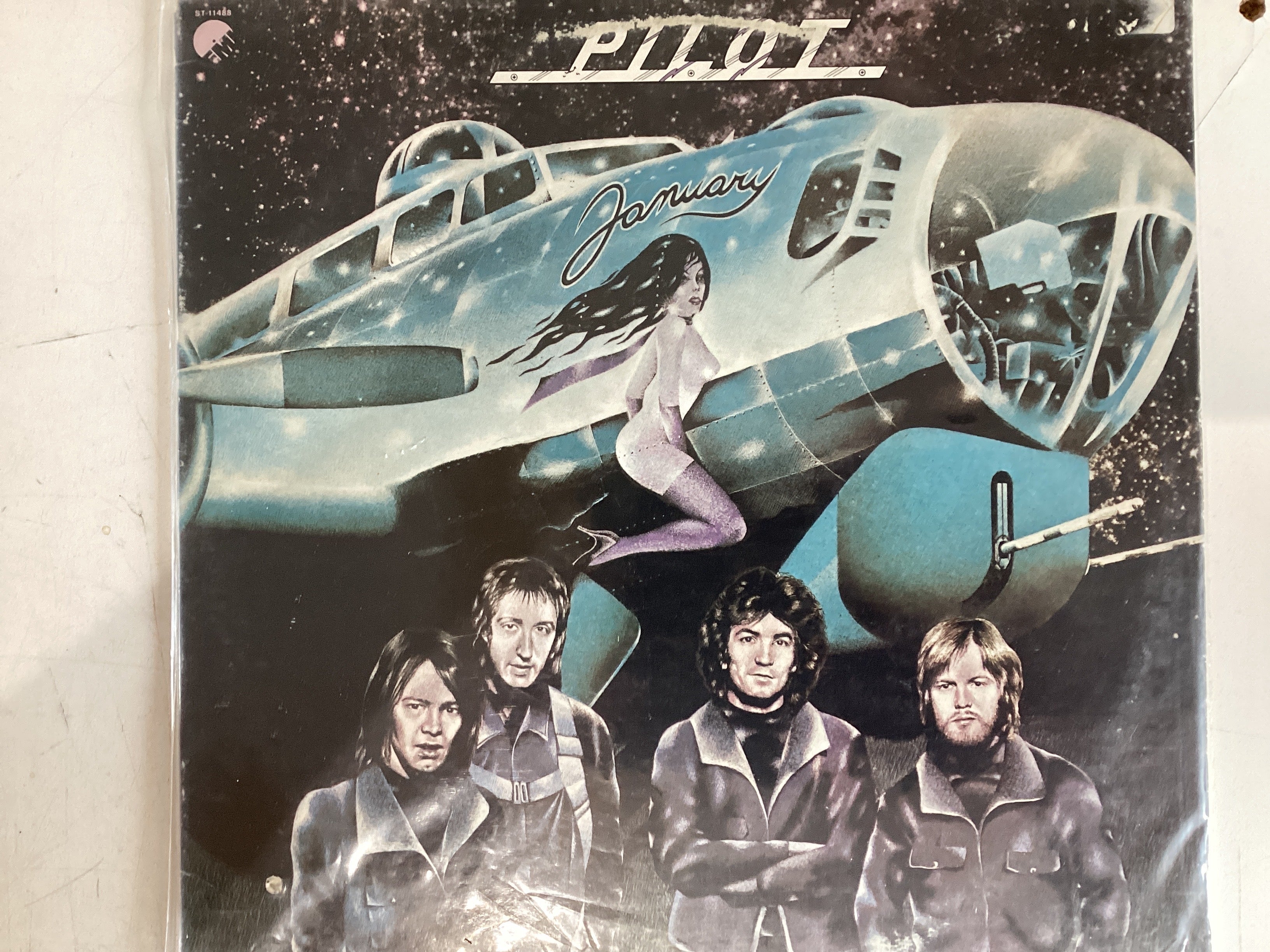 PILOT = JANUARY (USA 1975) (USED)