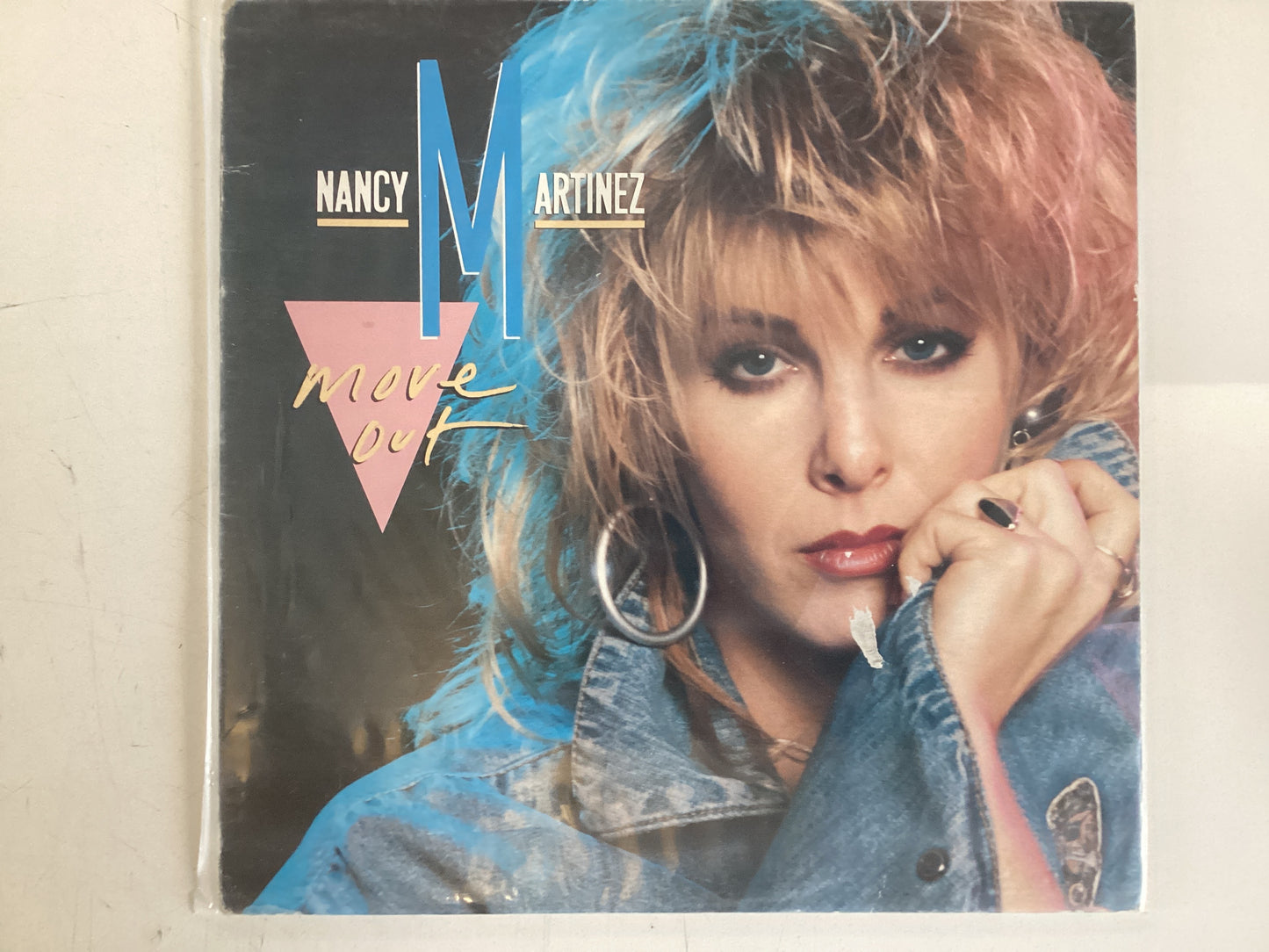 MARTINEZ, NANCY = MOVE OUT (CDA 1987) (USED)