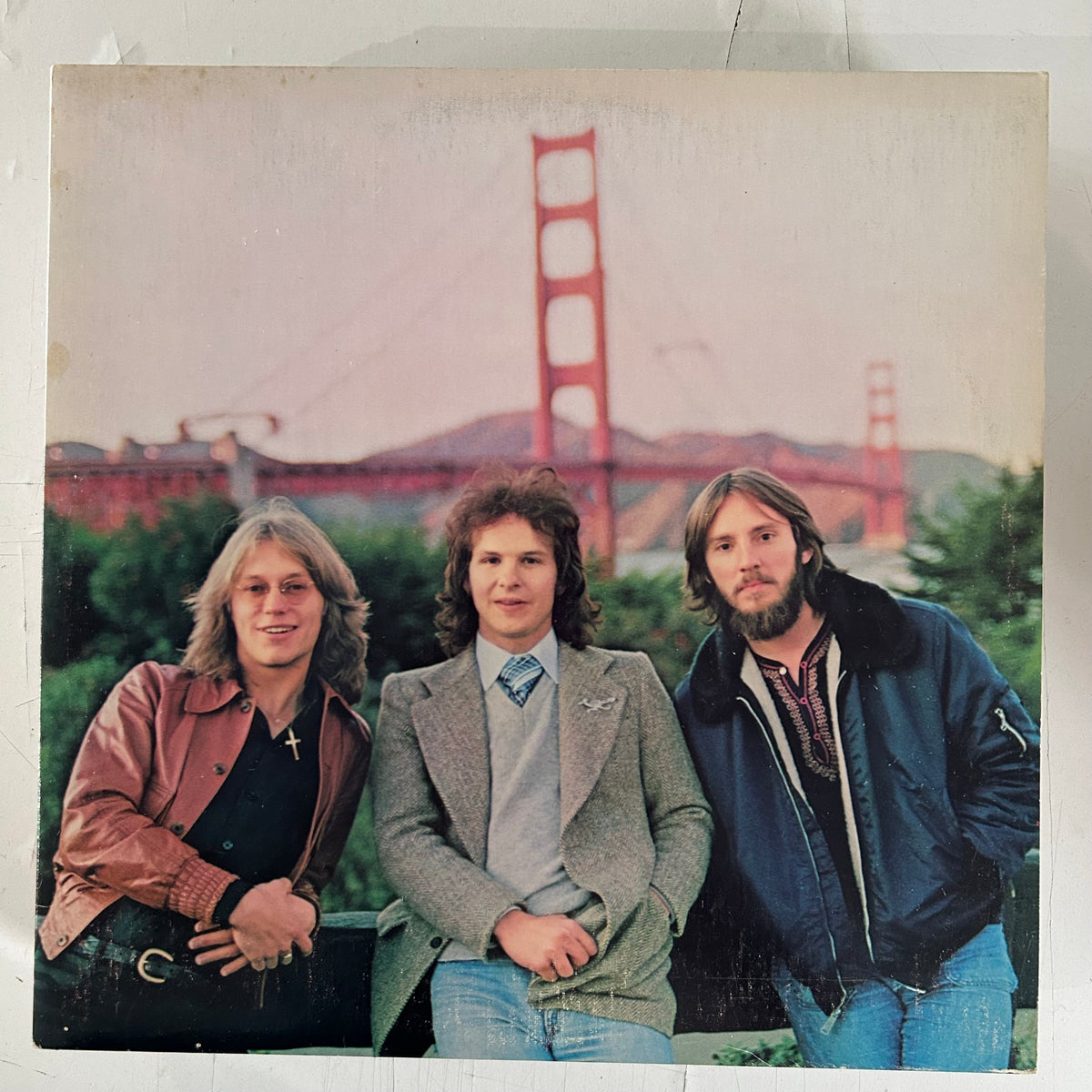 AMERICA = HEARTS (CDN 1975) (USED)