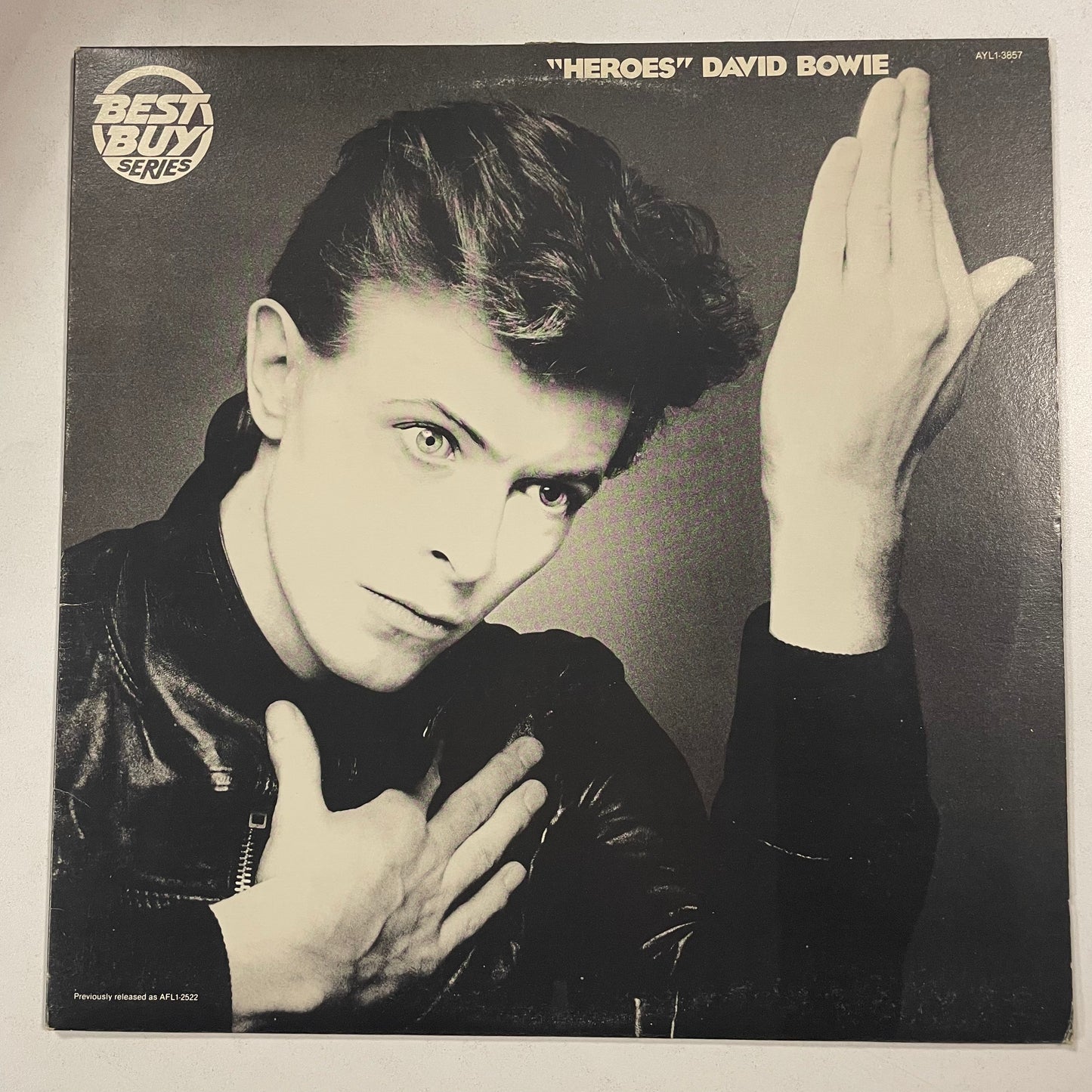 BOWIE, DAVID = HEROES (CDN 1977) (USED)