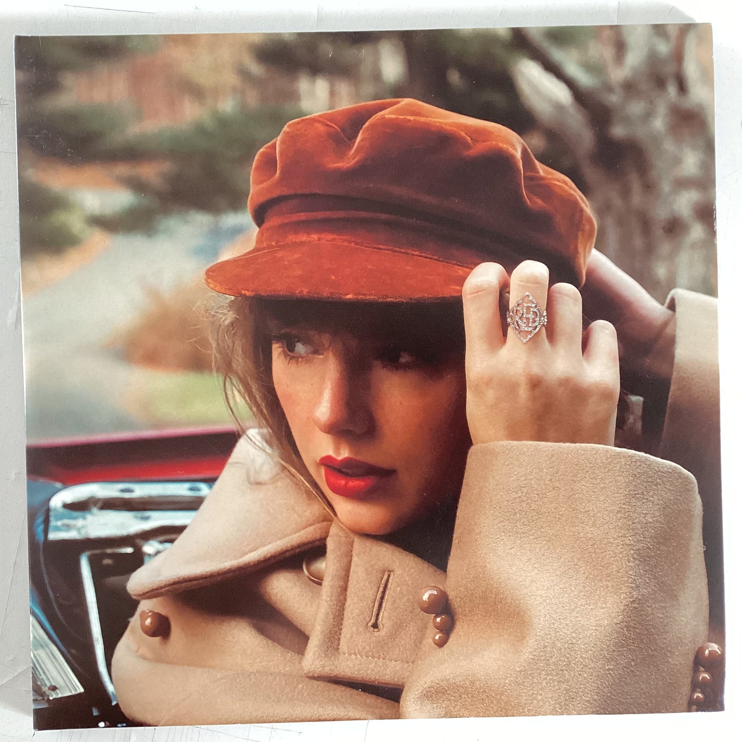 SWIFT, TAYLOR = RED: TAYLOR’S VERSION (2021) (USED)