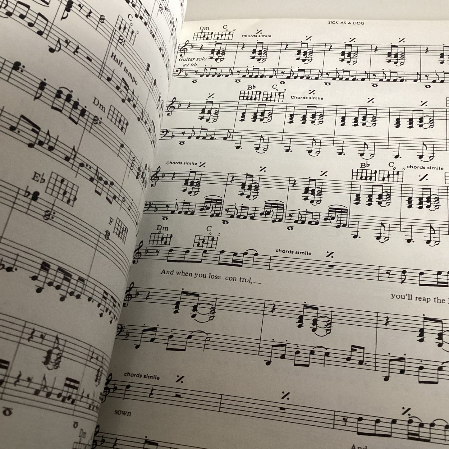 PINK FLOYD = ANIMALS (1977 SHEET MUSIC BOOK) (USED)