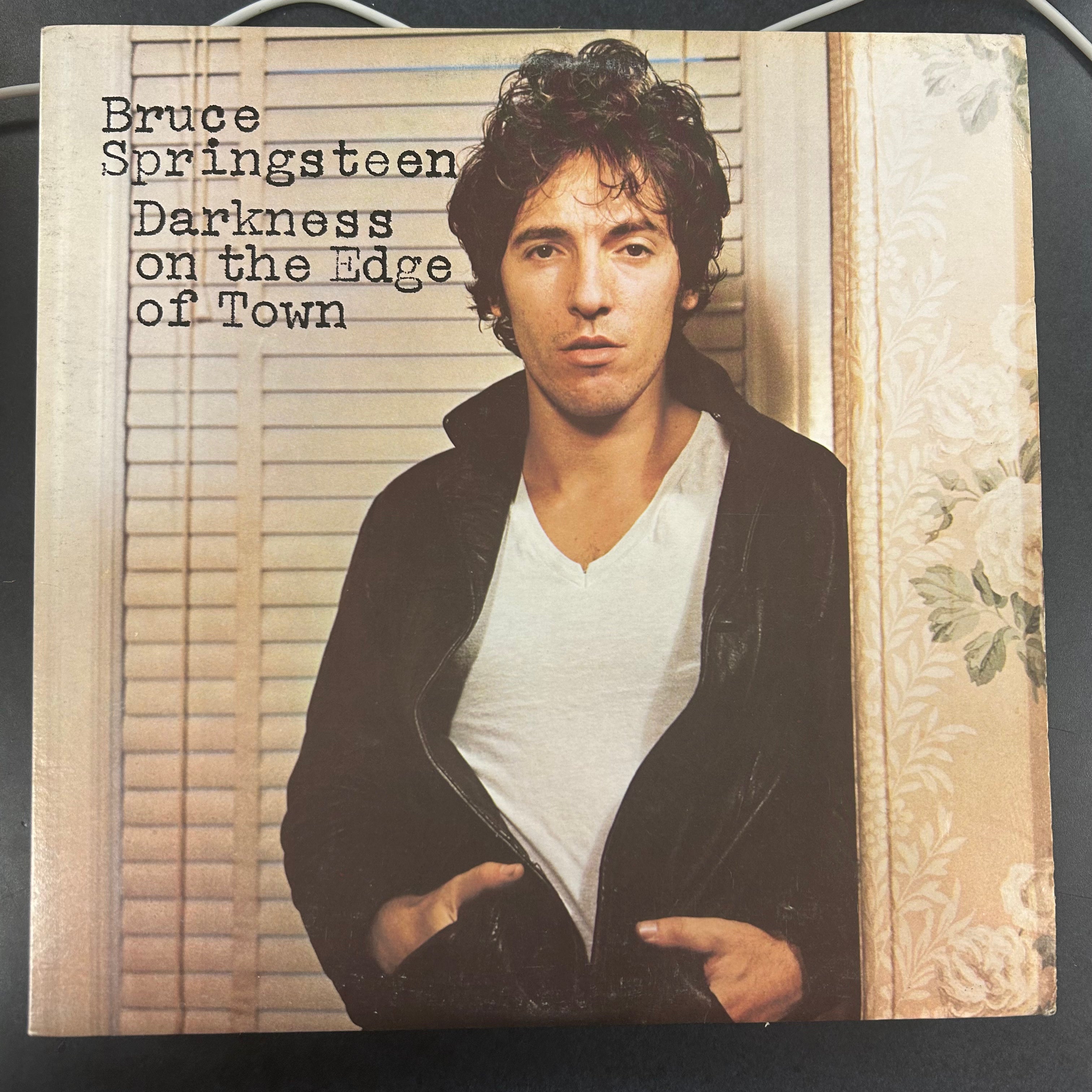 SPRINGSTEEN, BRUCE = DARKNESS ON THE EDGE OF TOWN (CDN 1978) (USED)