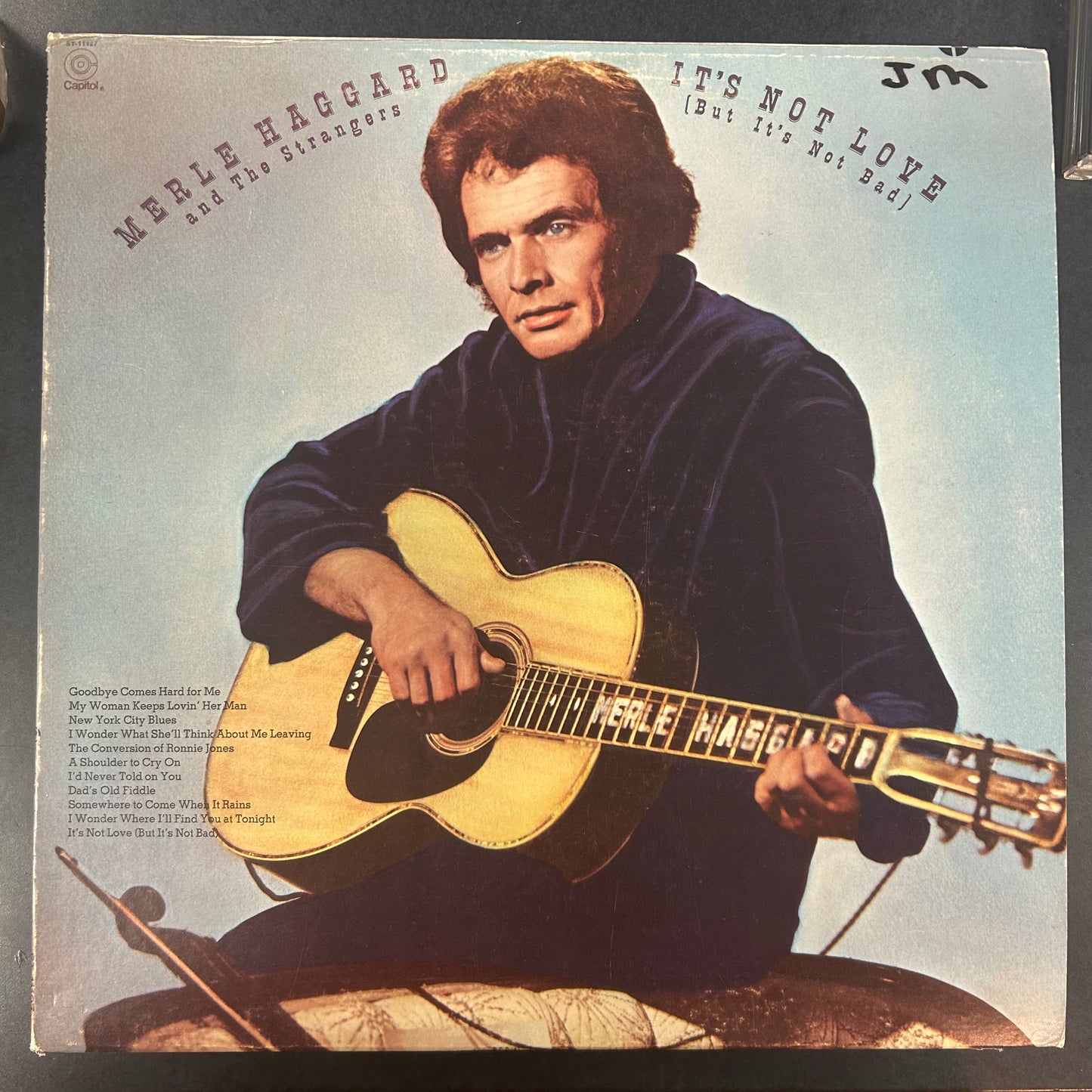 HAGGARD, MERLE & THE STRANGERS = IT'S NOT LOVE (CDN 1972) (USED)