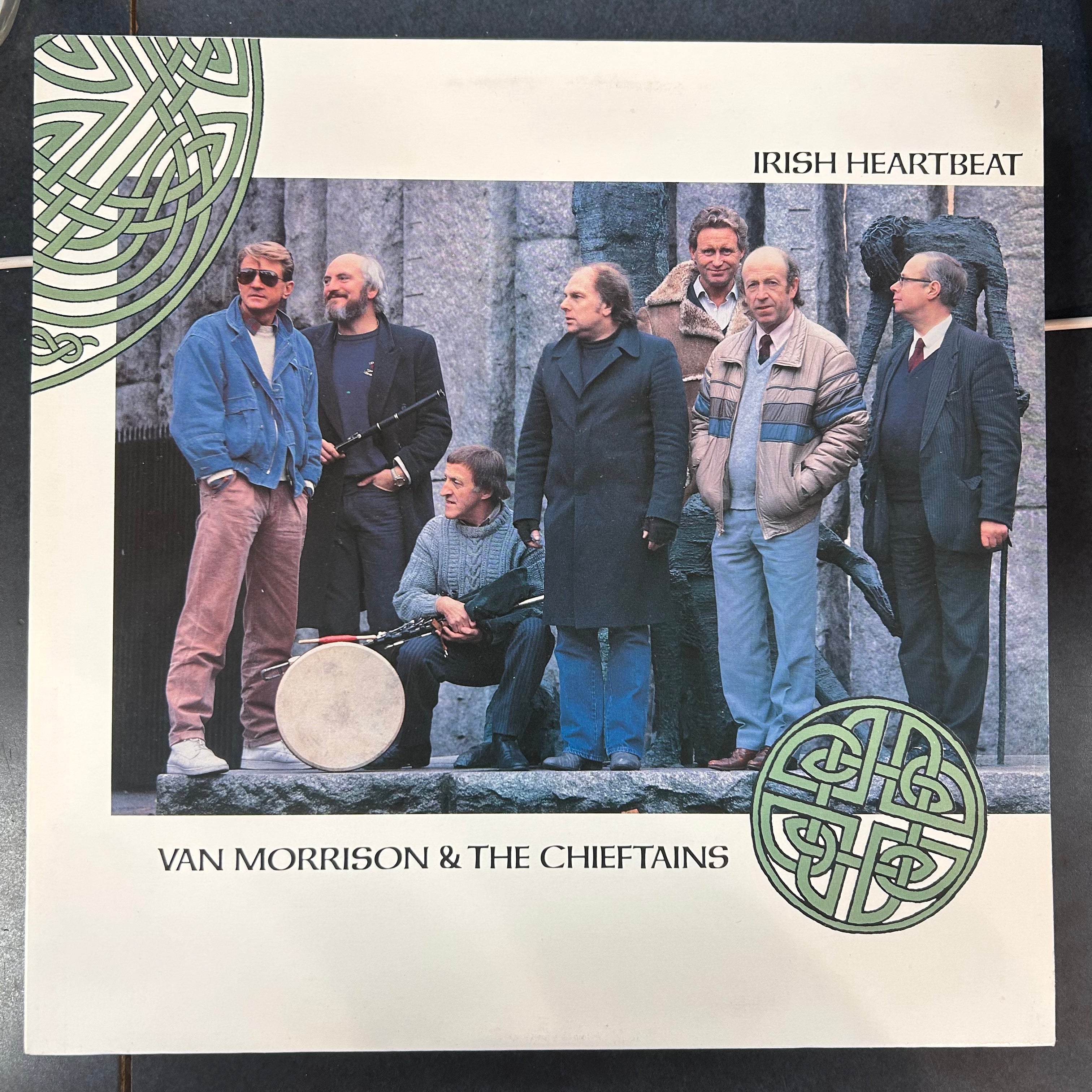 MORRISON, VAN & CHIEFTAINS = IRISH HEARTBEAT (CDN 1988) (USED)