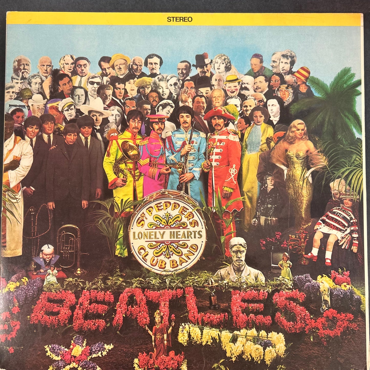 BEATLES = SGT. PEPPER’S LONELY HEARTS CLUB BAND (CDN MID-1970s REISSUE) (USED)