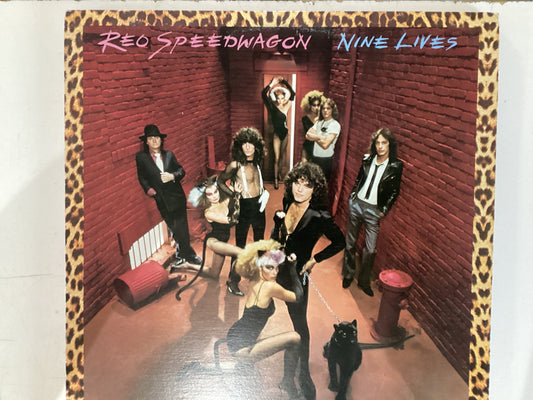 REO SPEEDWAGON = NINE LIVES (CDA 1979) (USED)