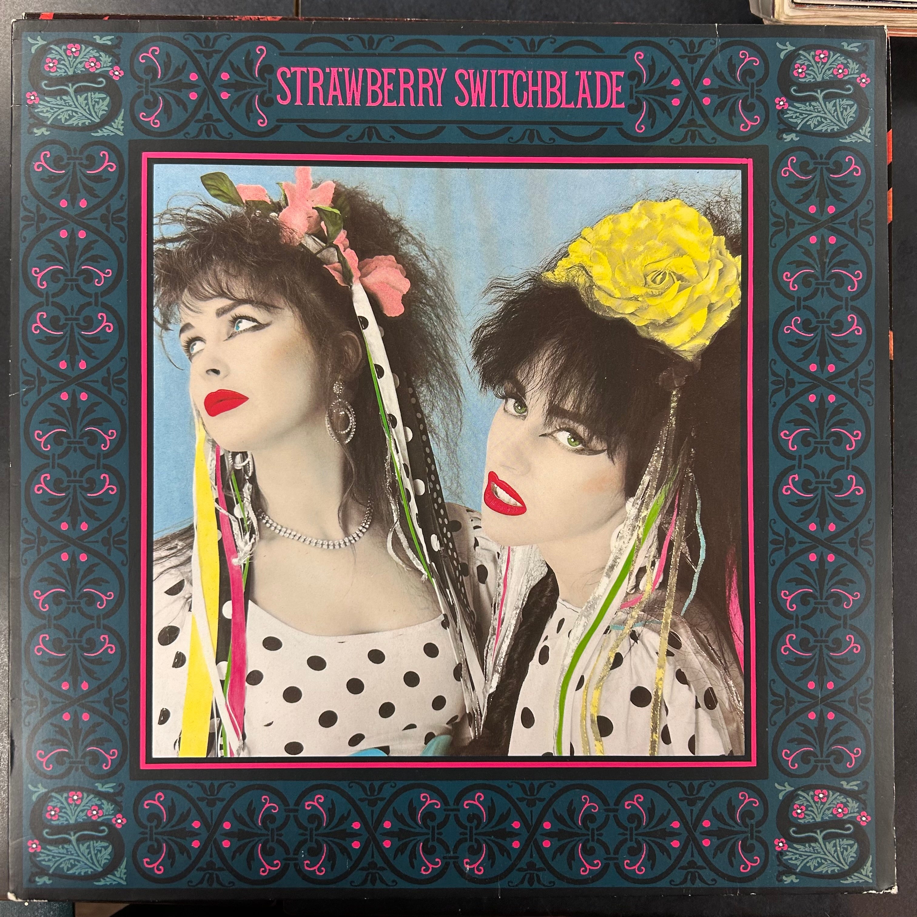 STRAWBERRY SWITCHBLADE = STRAWBERRY SWITCHBLADE [LP + 7 IN.] (GERMANY 1985) (USED)