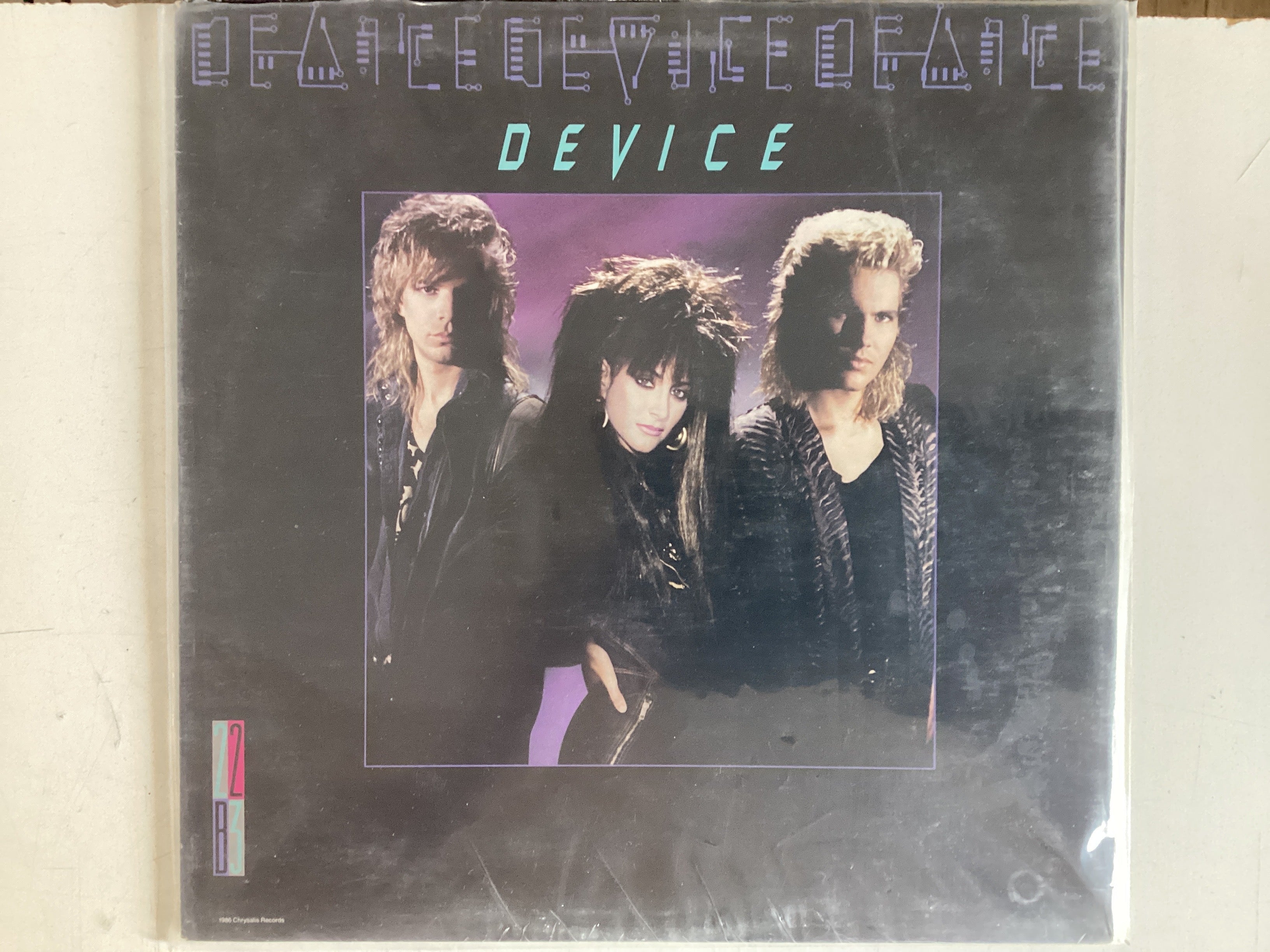 DEVICE = 22 B3 (CDA 1986) (USED)
