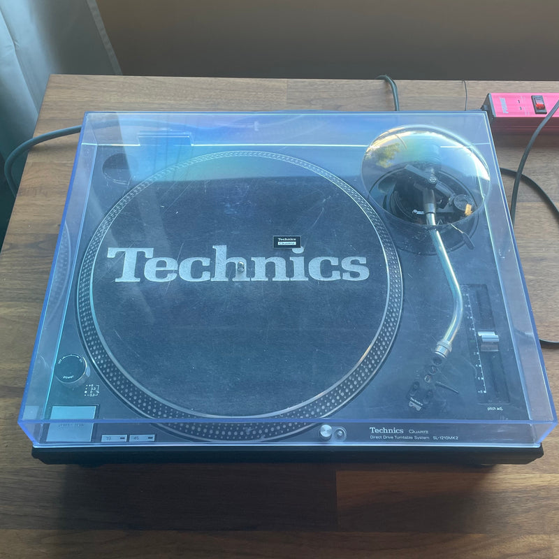 TECHNICS SL-1210 MK2 TURNTABLE (USED)