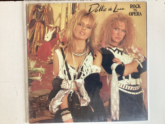 DOLLIE DE LUXE = ROCK VS OPERA (CDA 1986) (USED)