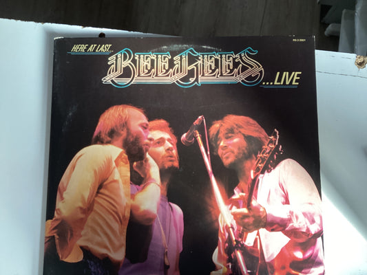 BEE GEES = HERE AT LAST…LIVE (CDA 1977) (USED)