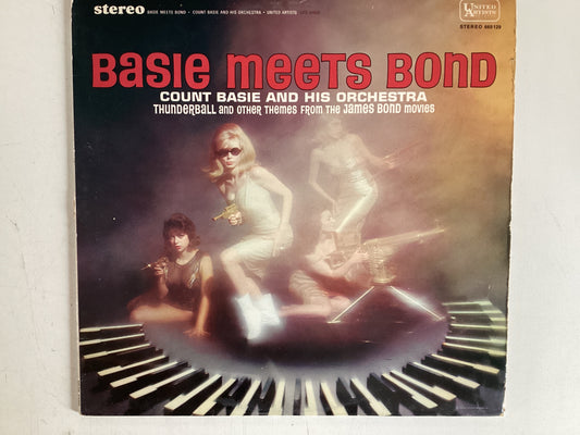 COUNT BASIE = BASIE MEETS BOND (GER 1966) (USED)