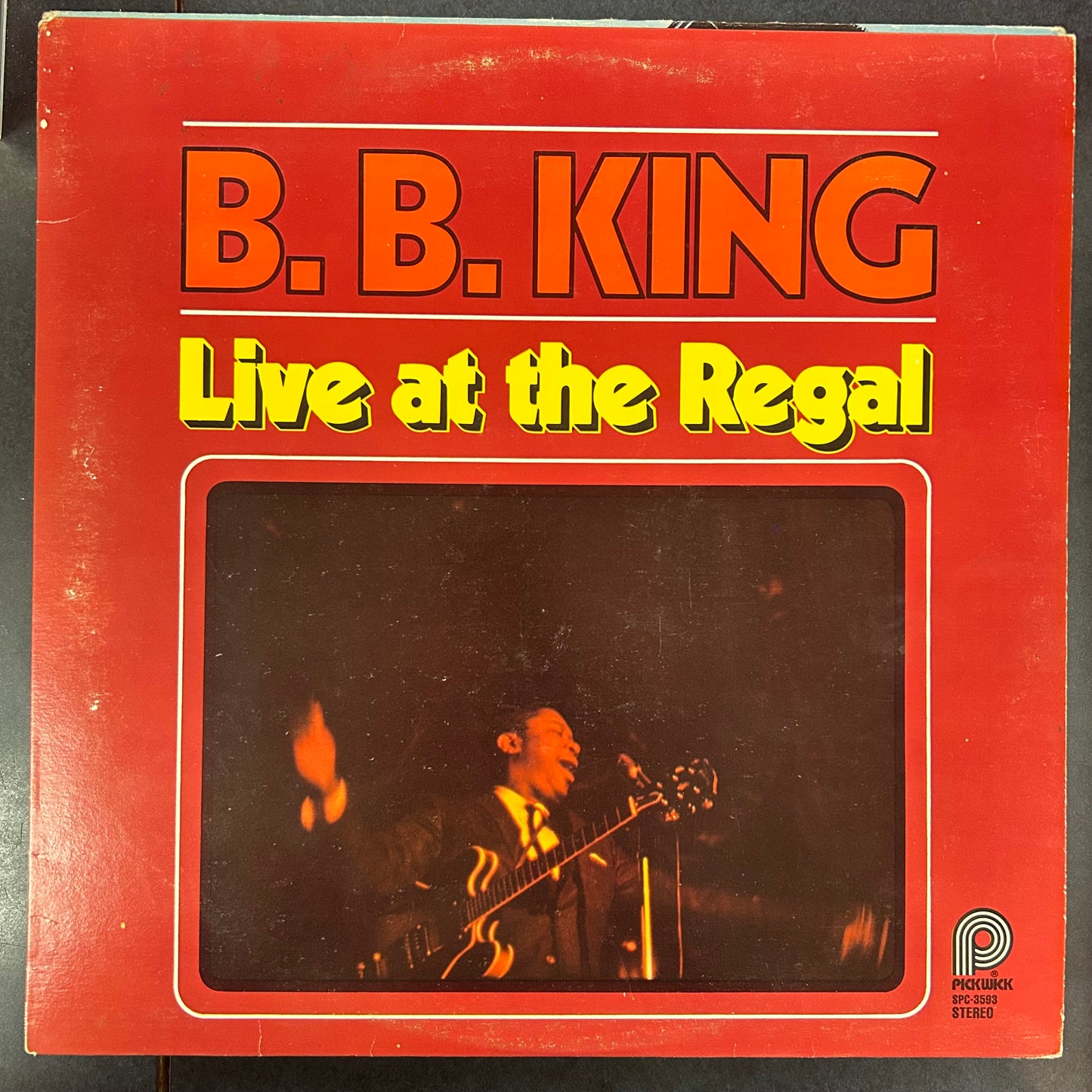 KING, B.B. = LIVE AT THE REGAL (CDN 1978 REISSUE) (USED)