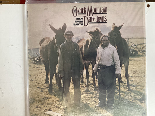 THE OZARK MOUNTAIN DAREDEVILS = MEN FROM EARTH (CDA 1976) (USED)