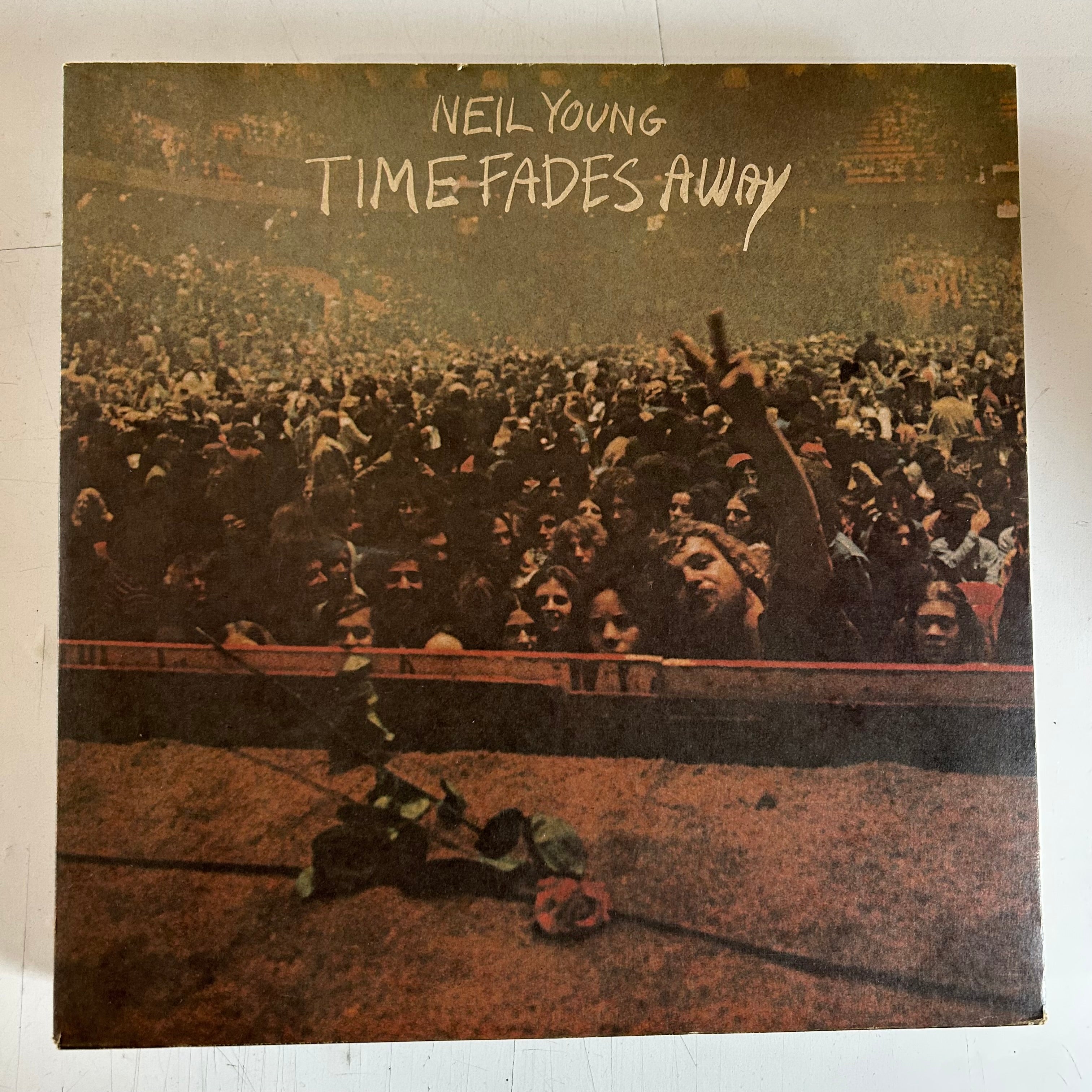 YOUNG, NEIL = TIME FADES AWAY (CDN 1973) (USED)