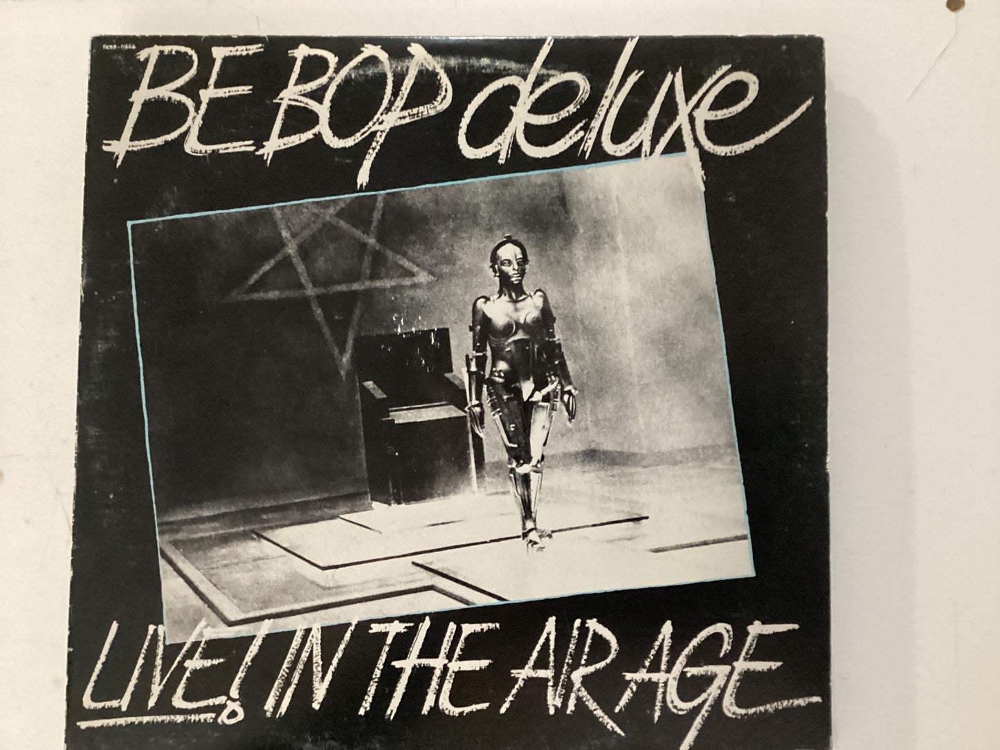 BE BOP DELUXE = LIVE IN THE AIR AGE (CDA 1977) (USED)