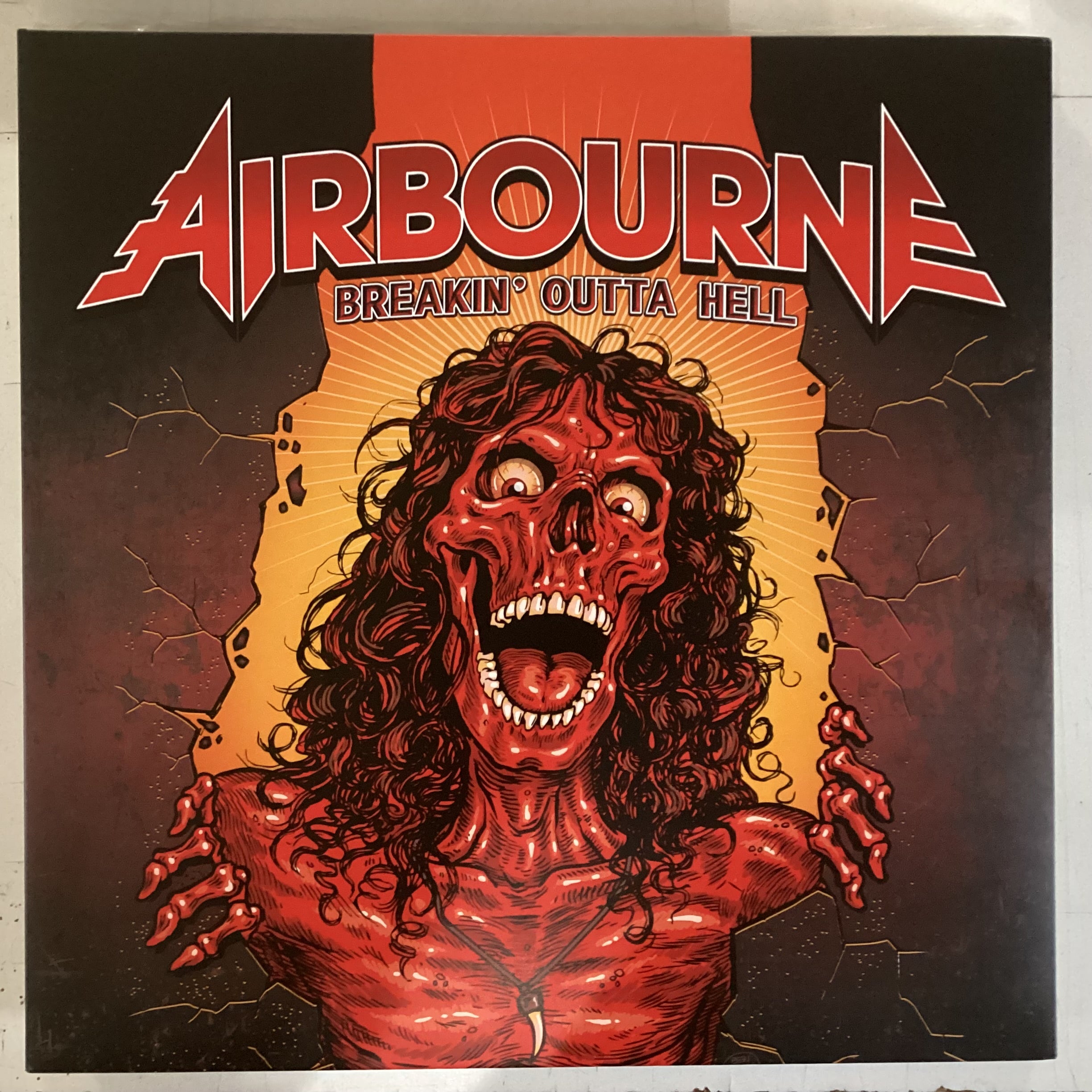 AIRBOURNE = BREAKIN’ OUTTA HELL (EU 2016) (USED)