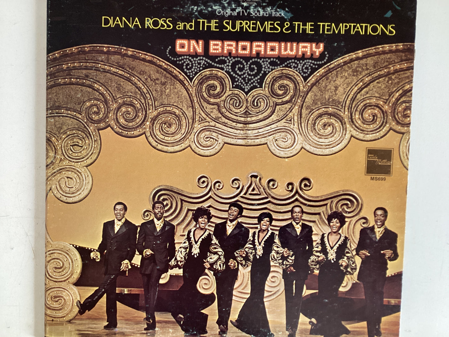 DIANA ROSS AND THE SUPREMES & THE TEMPTATIONS = ON BROADWAY (USA 1969) (USED)