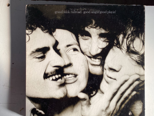GRAND FUNK RAILROAD = GOOD SINGIN’ GOOD PLAYIN’ (USA 1976) (USED)