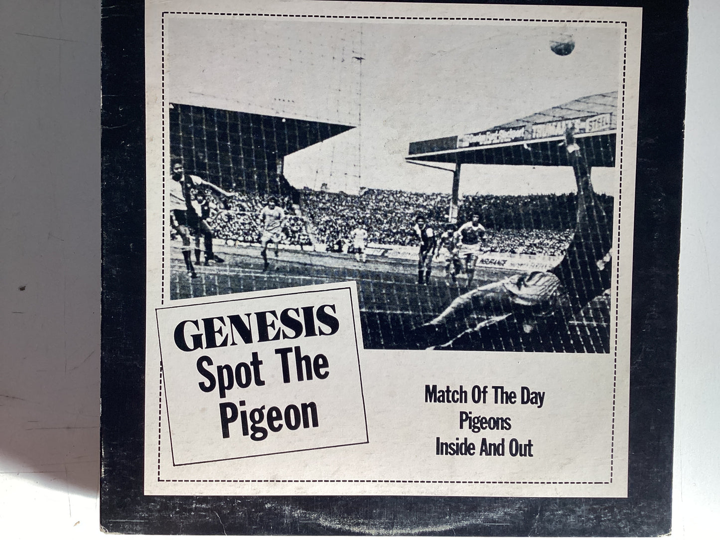 GENESIS = SPOT THE PIGEON (CDA 1977) (USED)