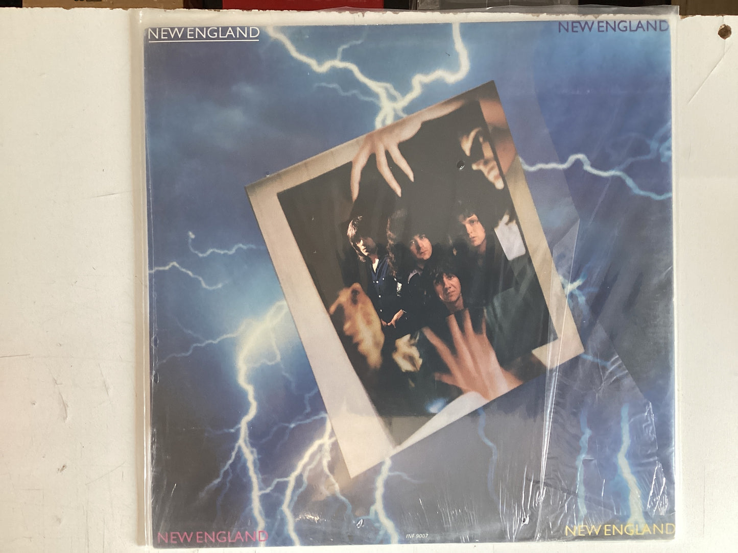 NEW ENGLAND = SELF TITLED (CDA 1979) (USED)