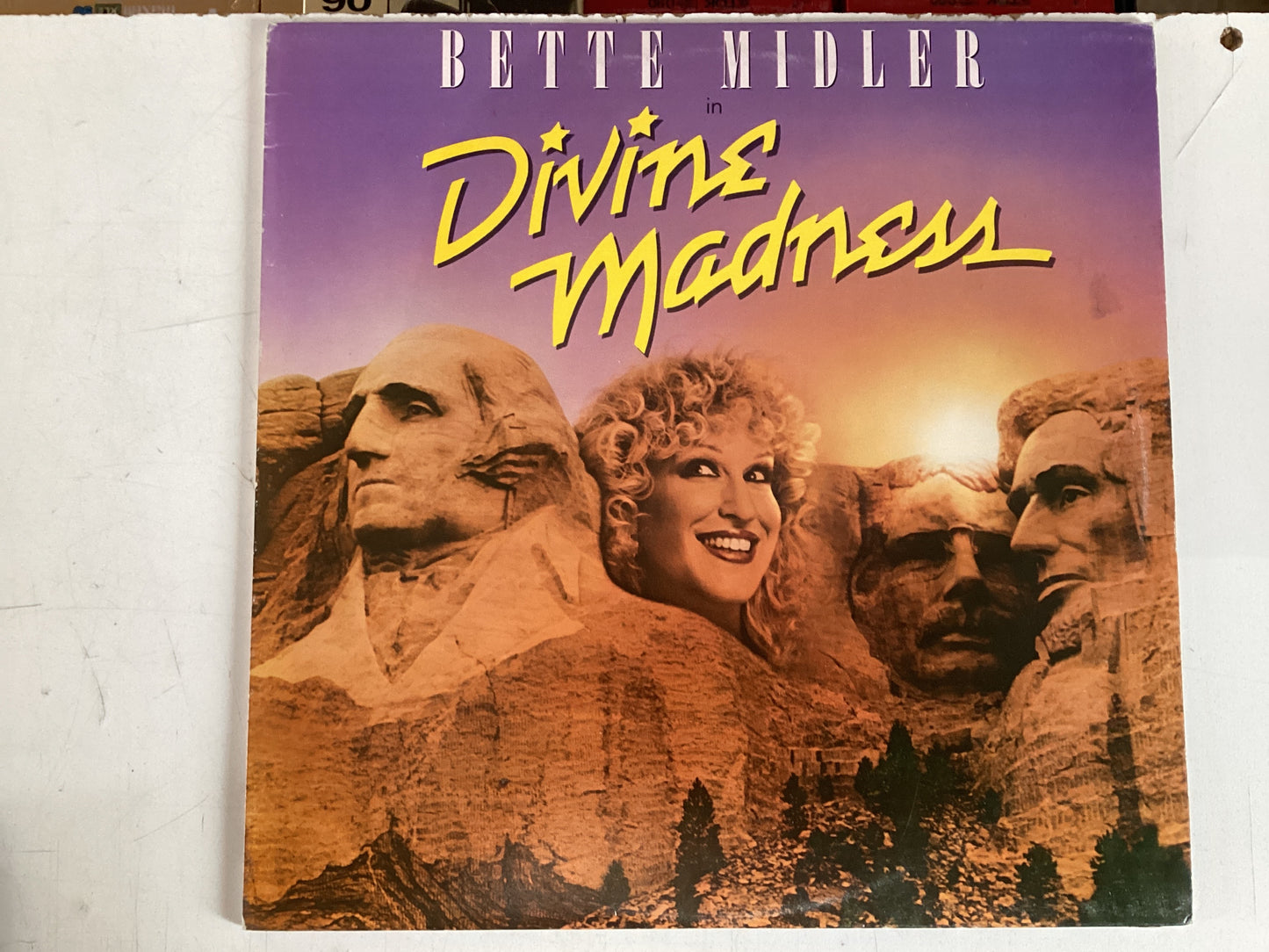 MIDLER, BETTE = DEVINE MADNESS (CDA 1980) (USED)