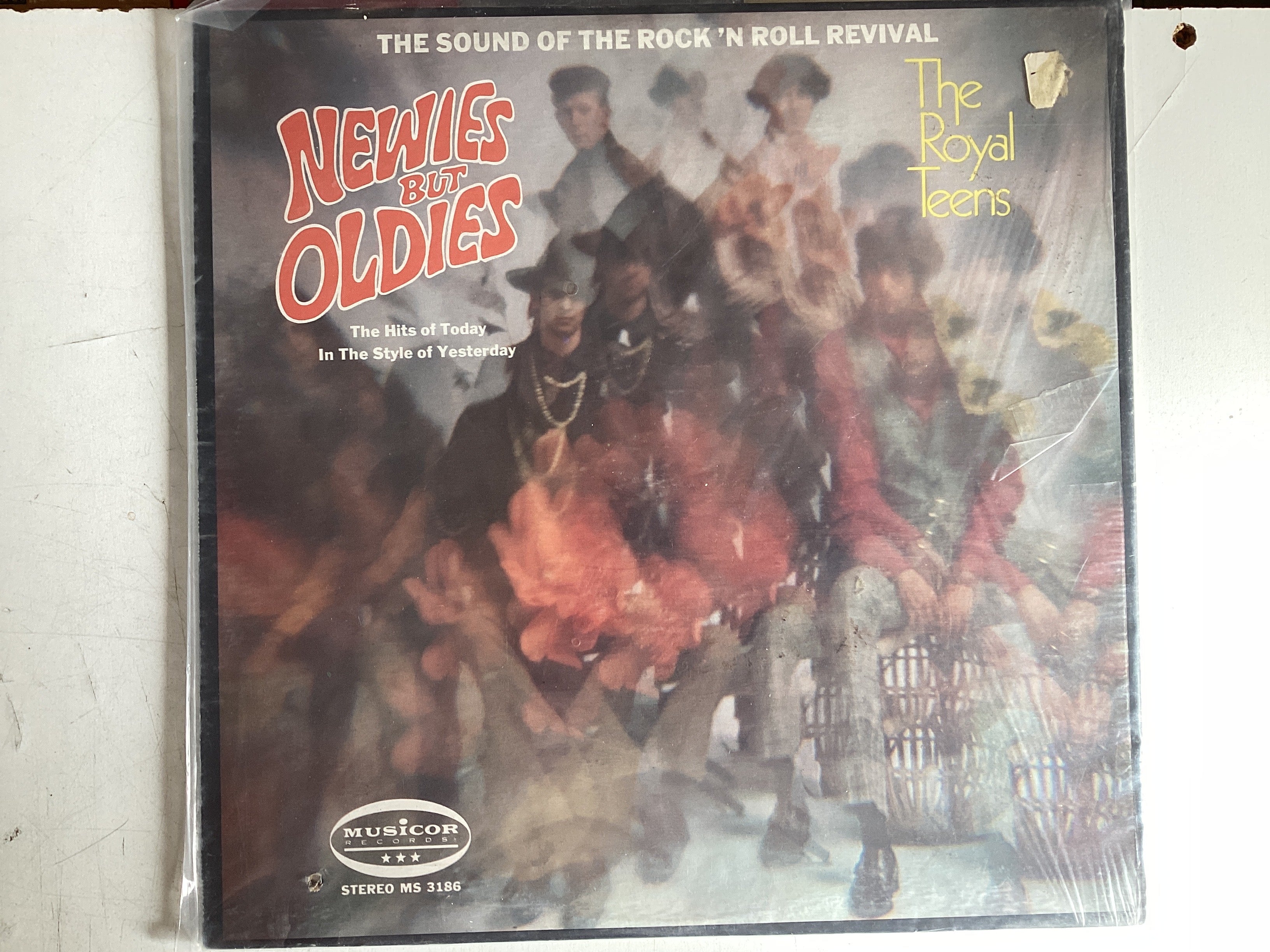 THE ROYAL TEENS = NEWIES BUT OLDIES (USA 1970) (USED)